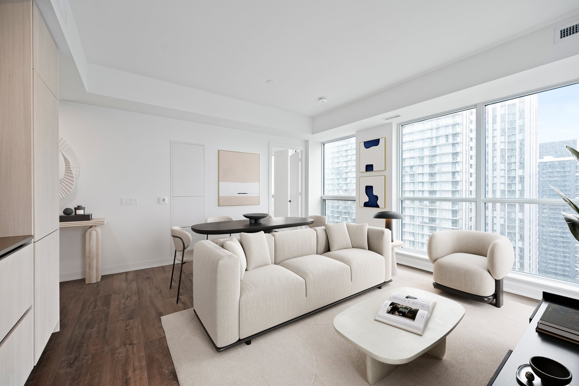 327 King Street W, Toronto C01 Unit: 3806