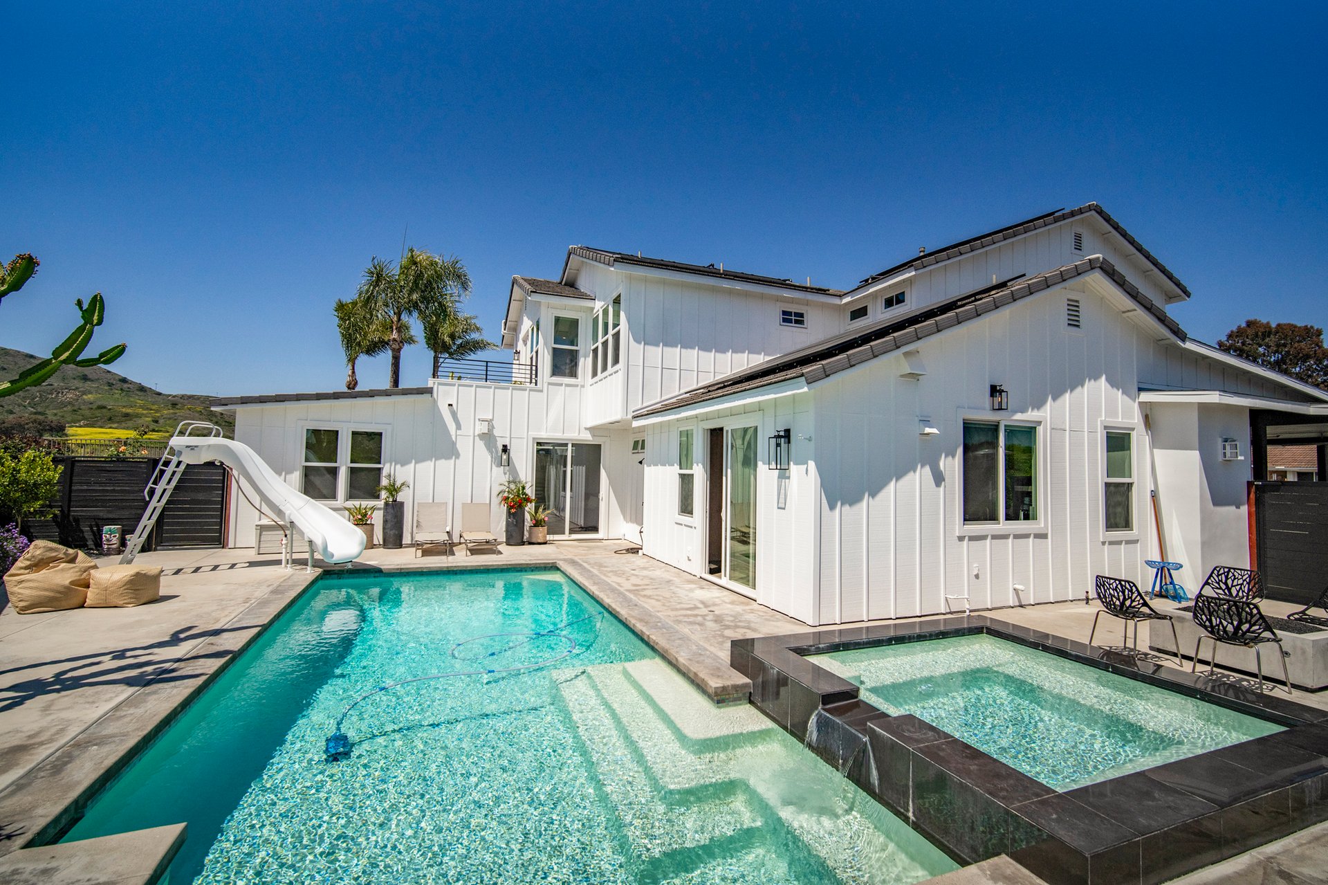 2930 Estancia