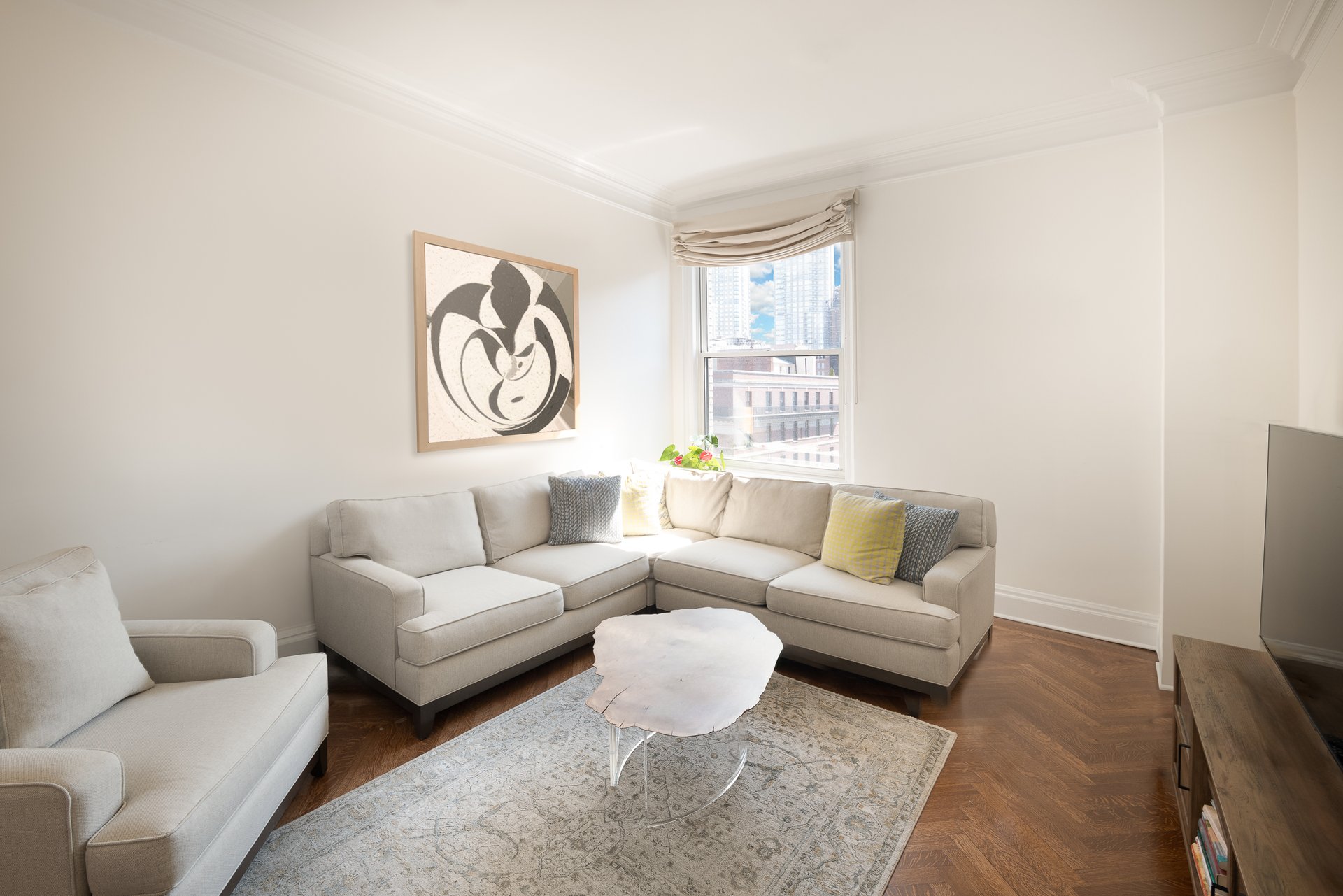 550 Park Avenue 12E