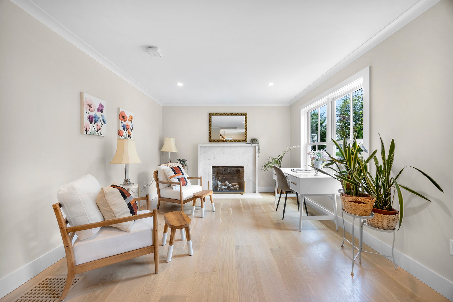 Pristine University Area Colonial