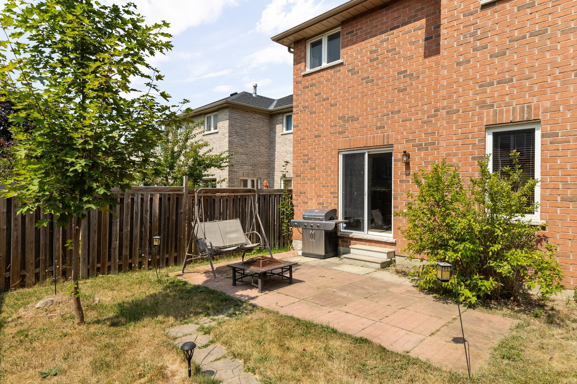 21 McIntyre Drive, Barrie