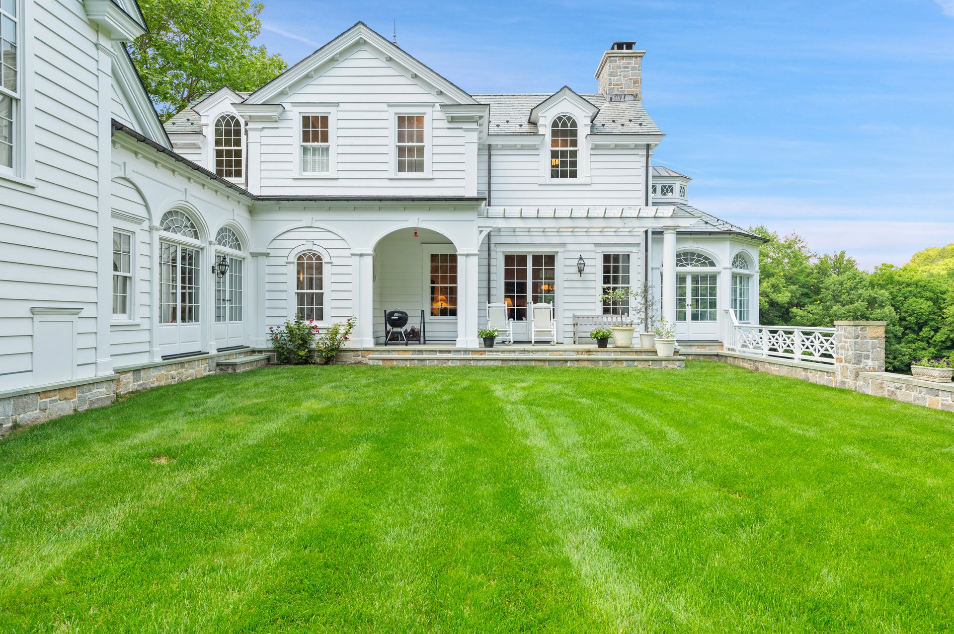 336 Cantitoe Street