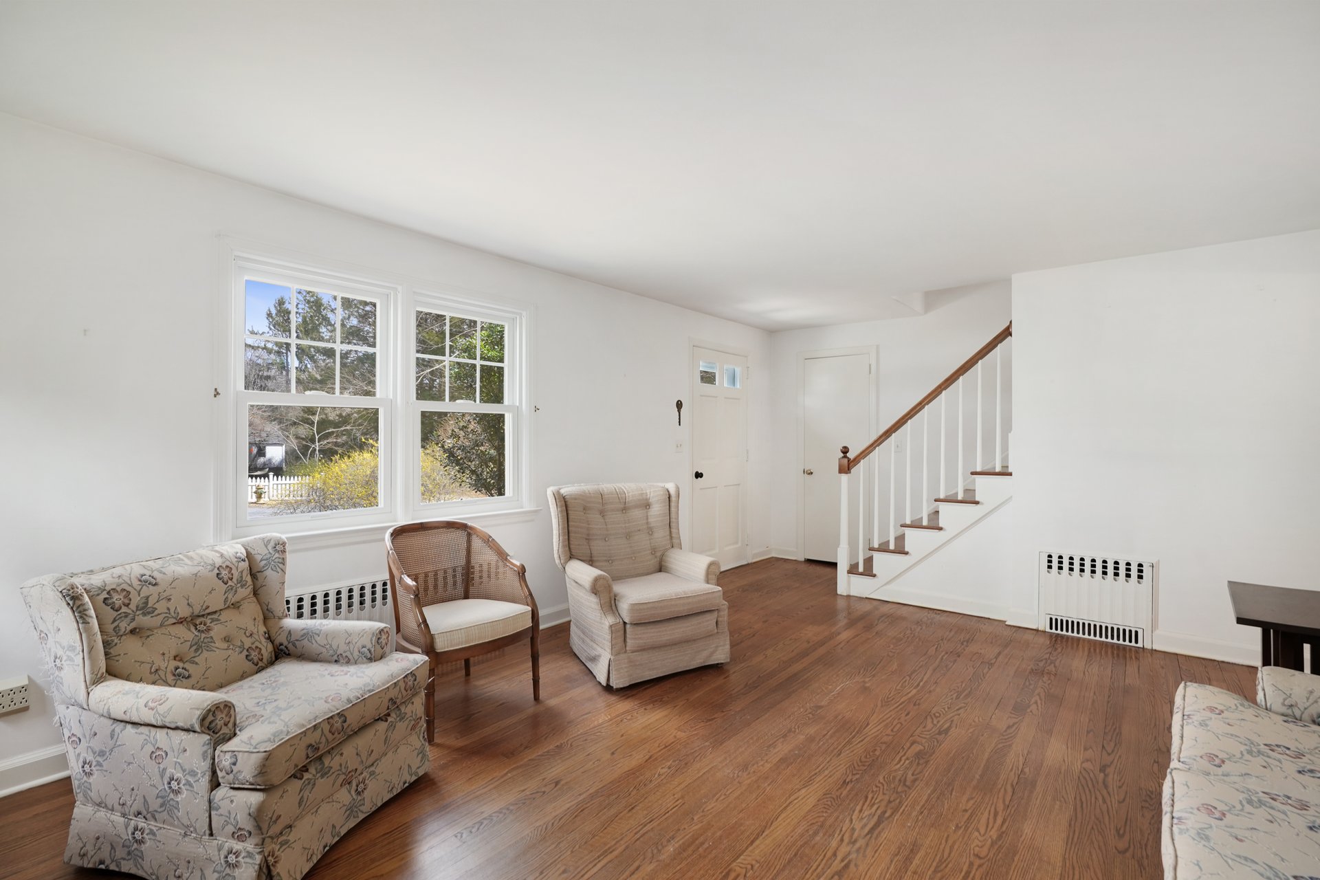 21 Vinton Avenue