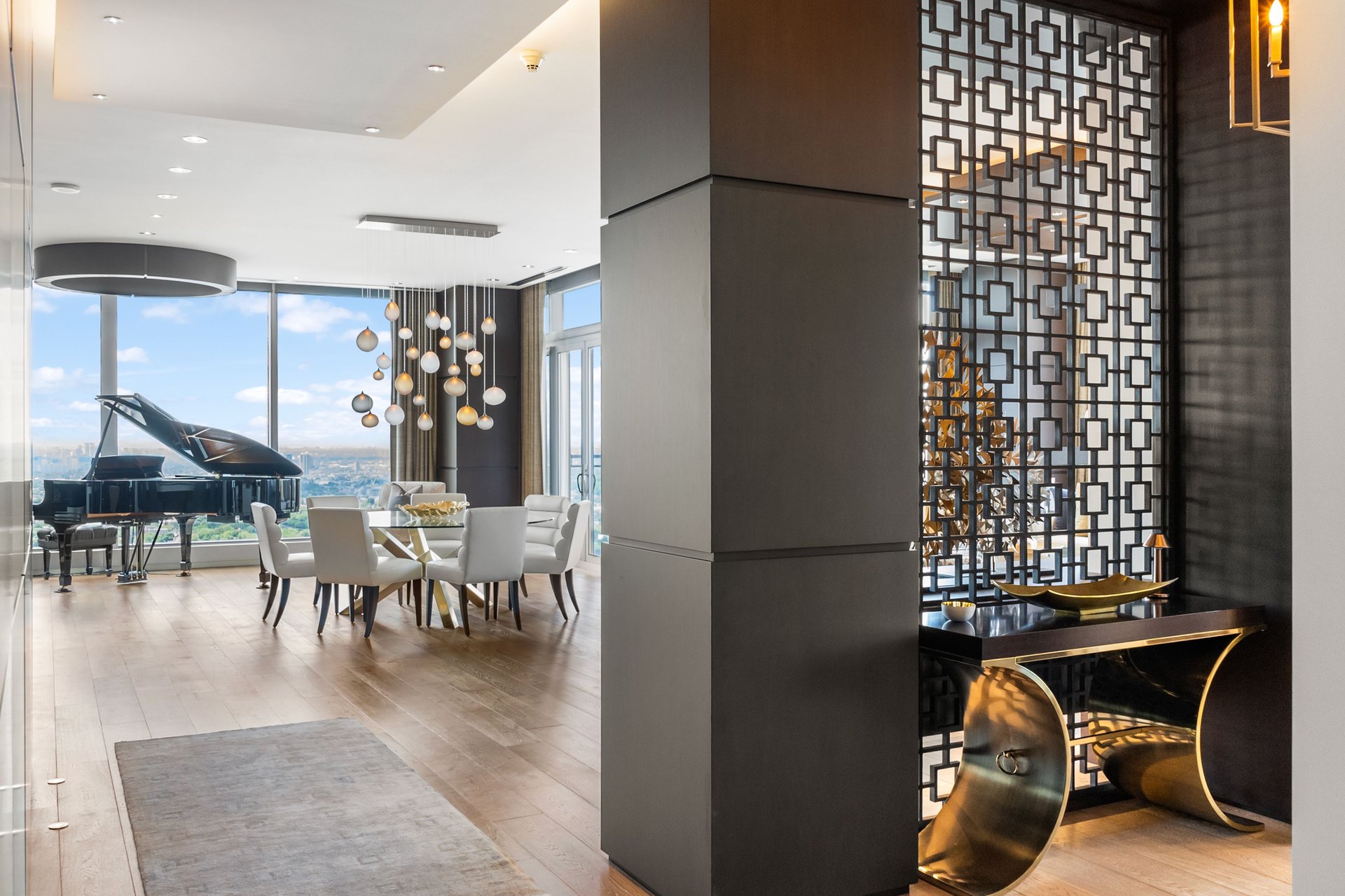 Four Seasons Residence