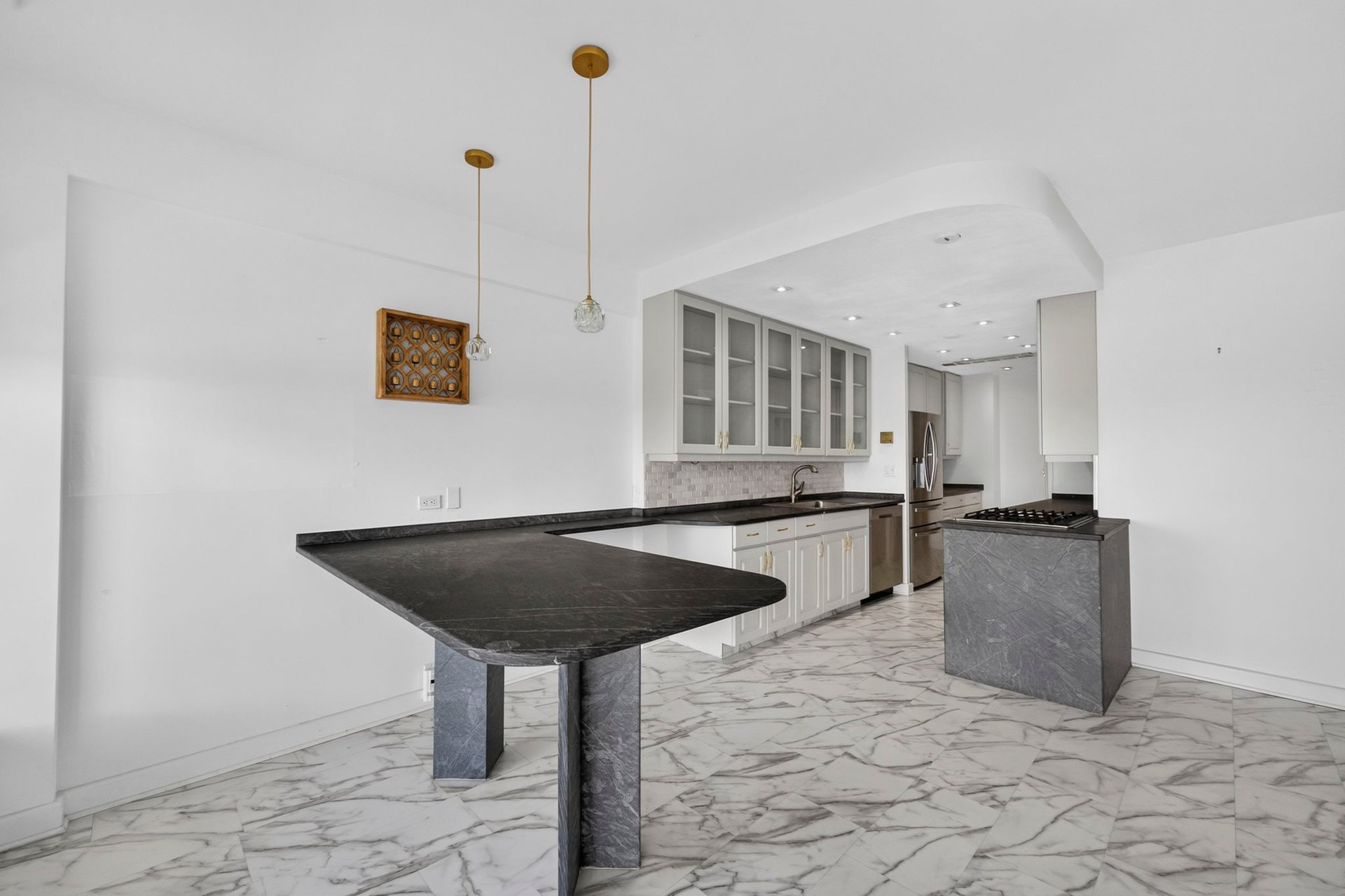 2077 Center Avenue PHB