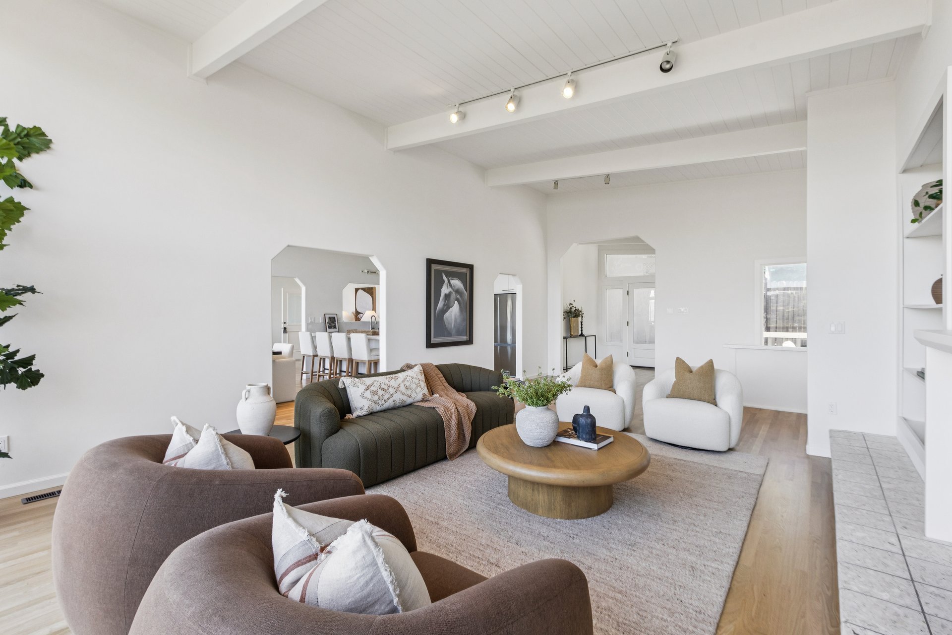 Desirable Location on Belvedere Island