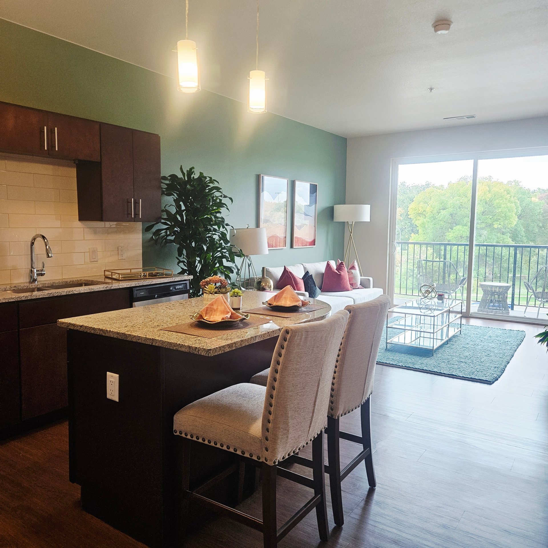 1 Bed 1 Bath Apartment Near City Park Denver