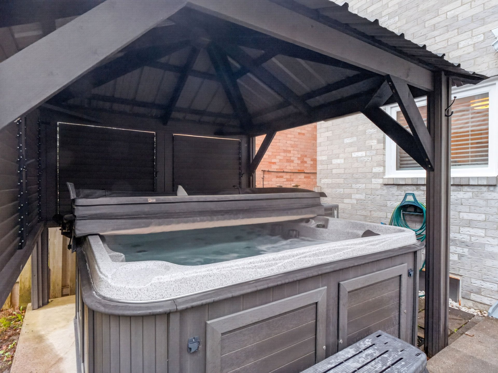 SOLD: Beautifully Landscaped