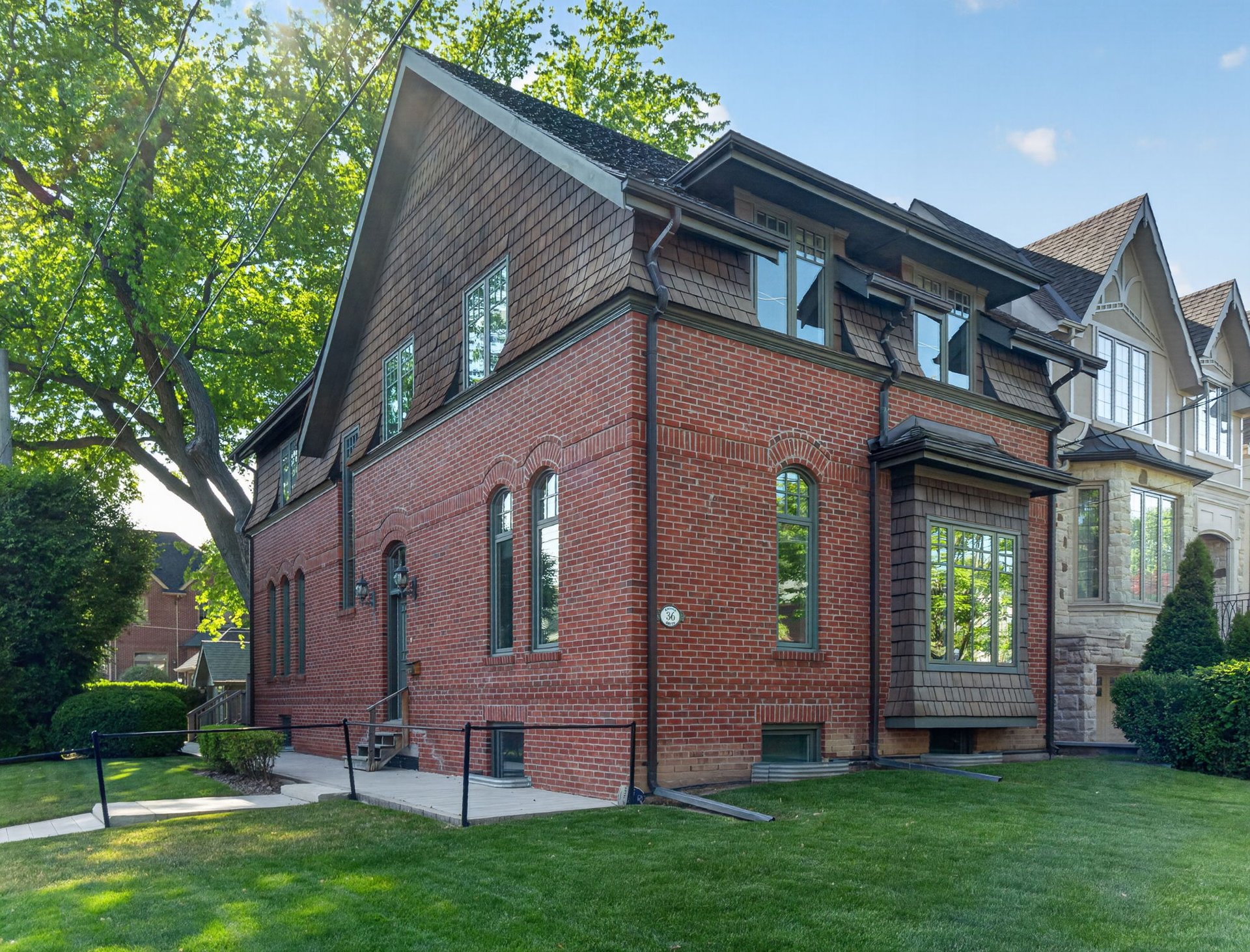 SOLD: Tranquil Urban Oasis