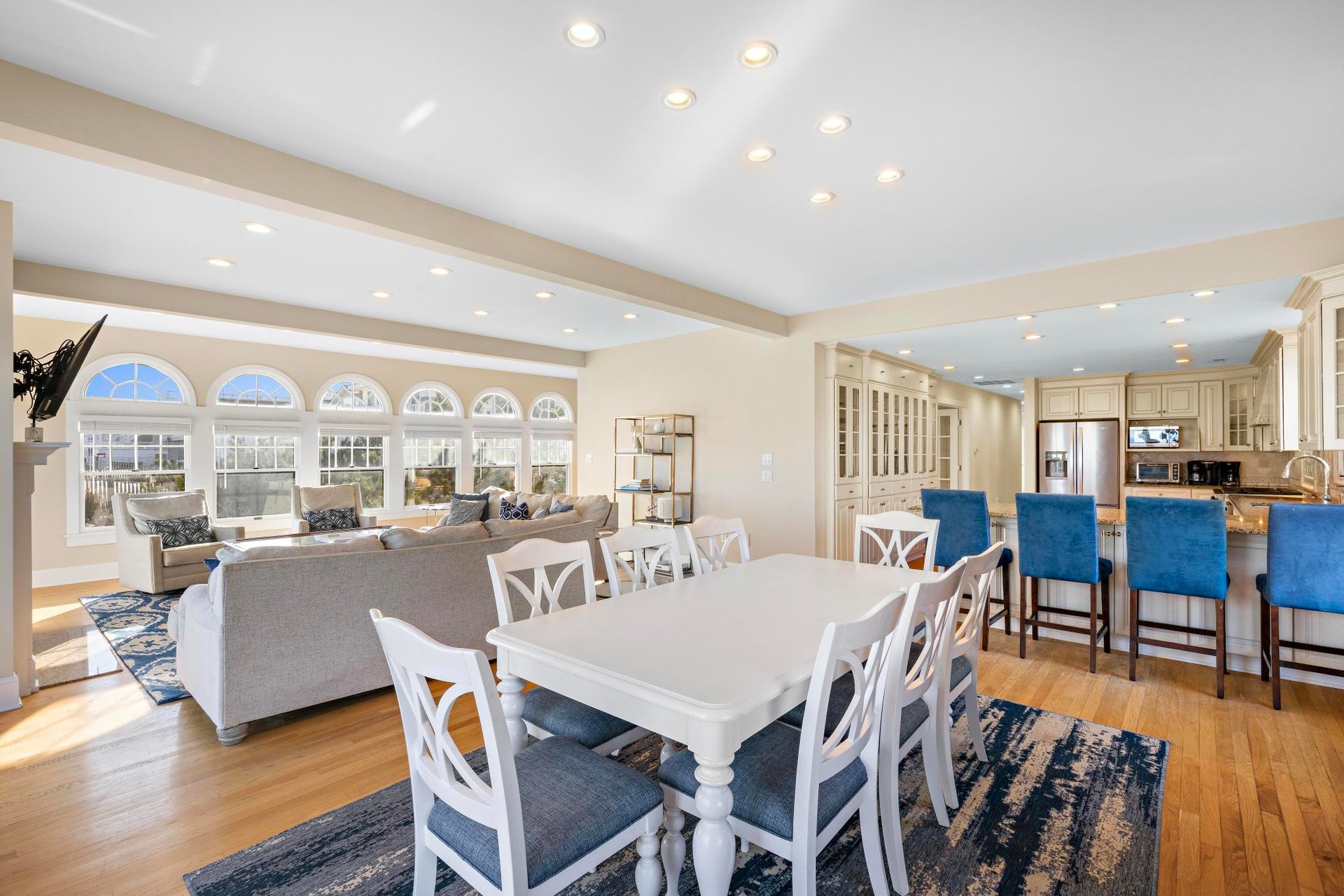 7211 Ocean Blvd