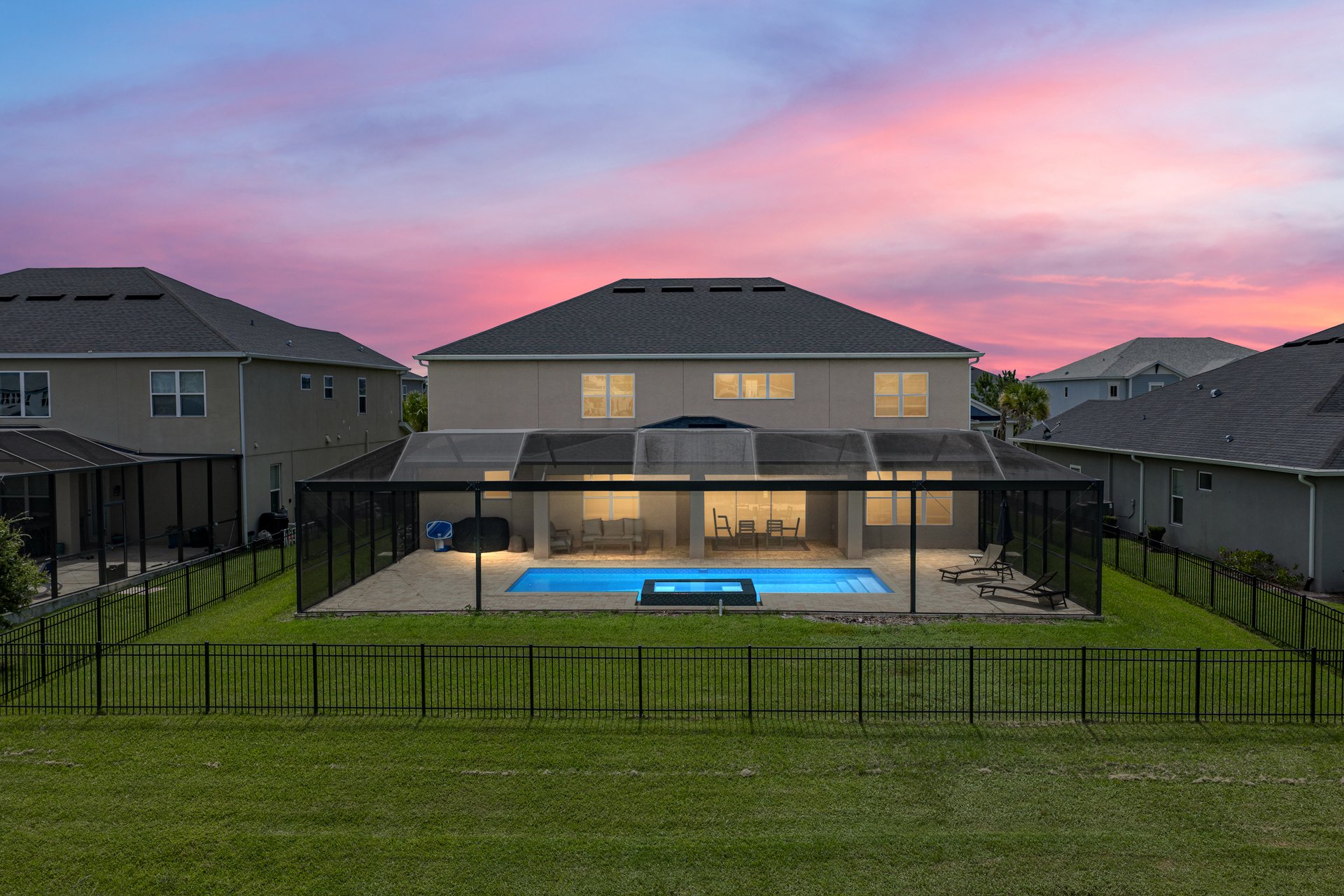 6978 BRADBURY CIR