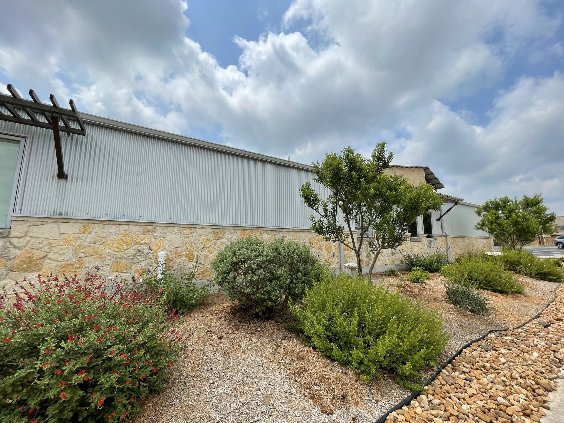 Scenic Loop Business Park | JUST LEASED