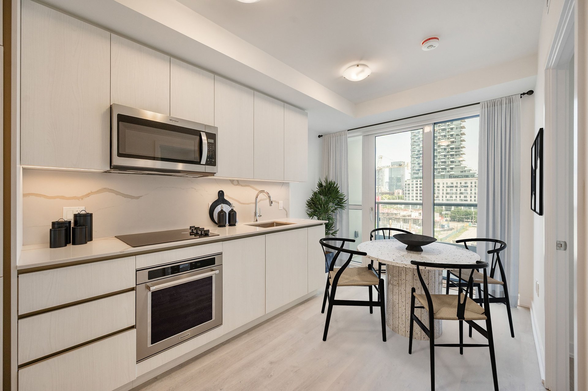 15 Richardson Street Unit:612