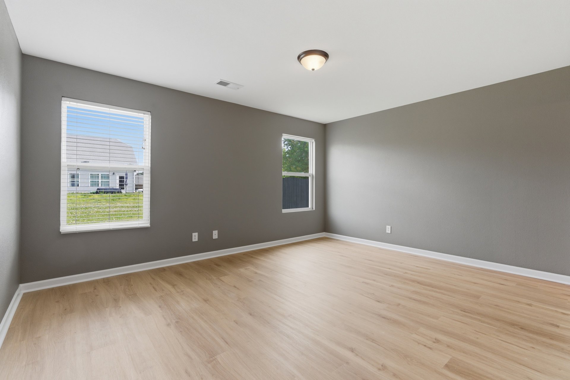 Move-In Ready Harvest Home with Modern Updates