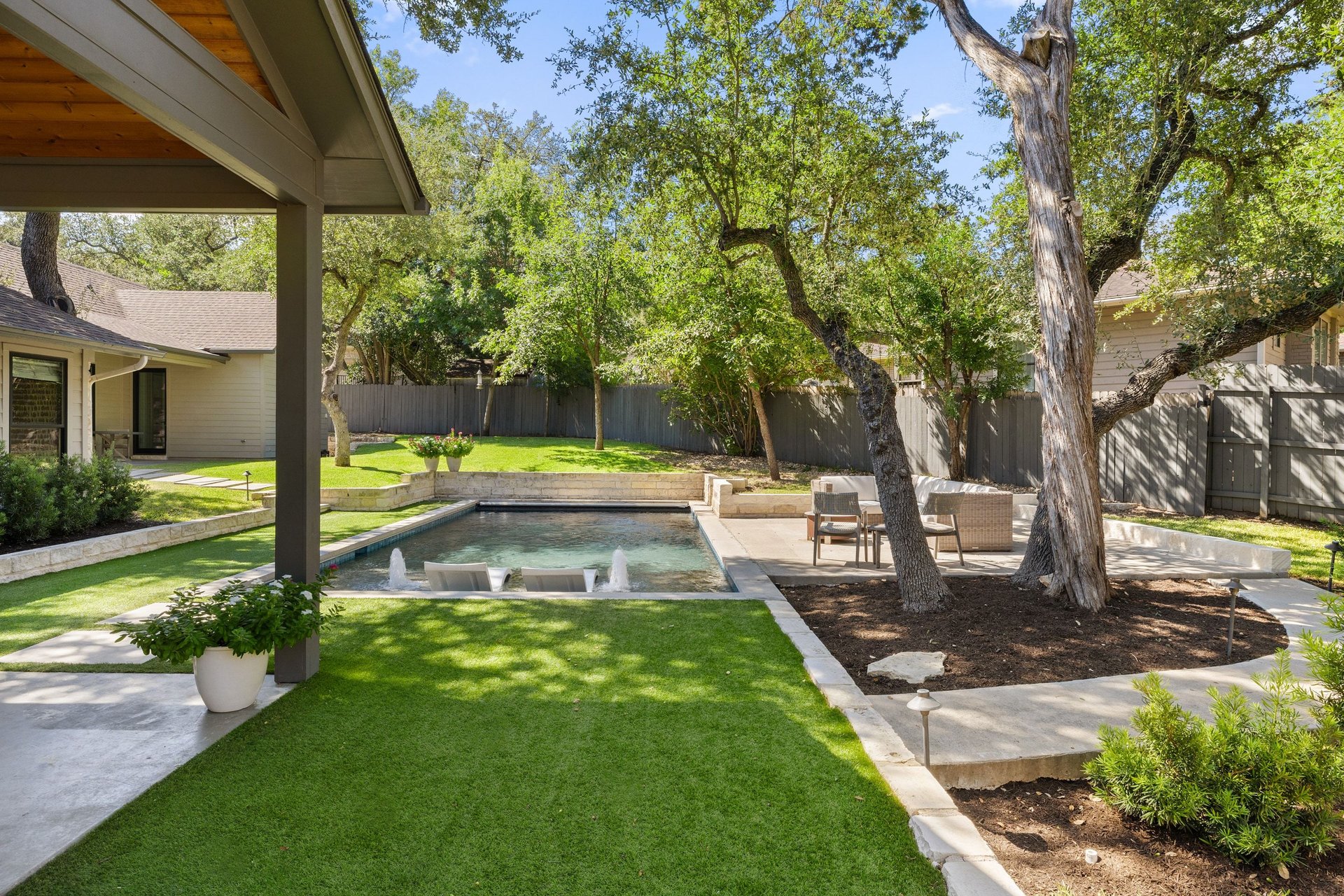1500 Surrey Hill Drive
