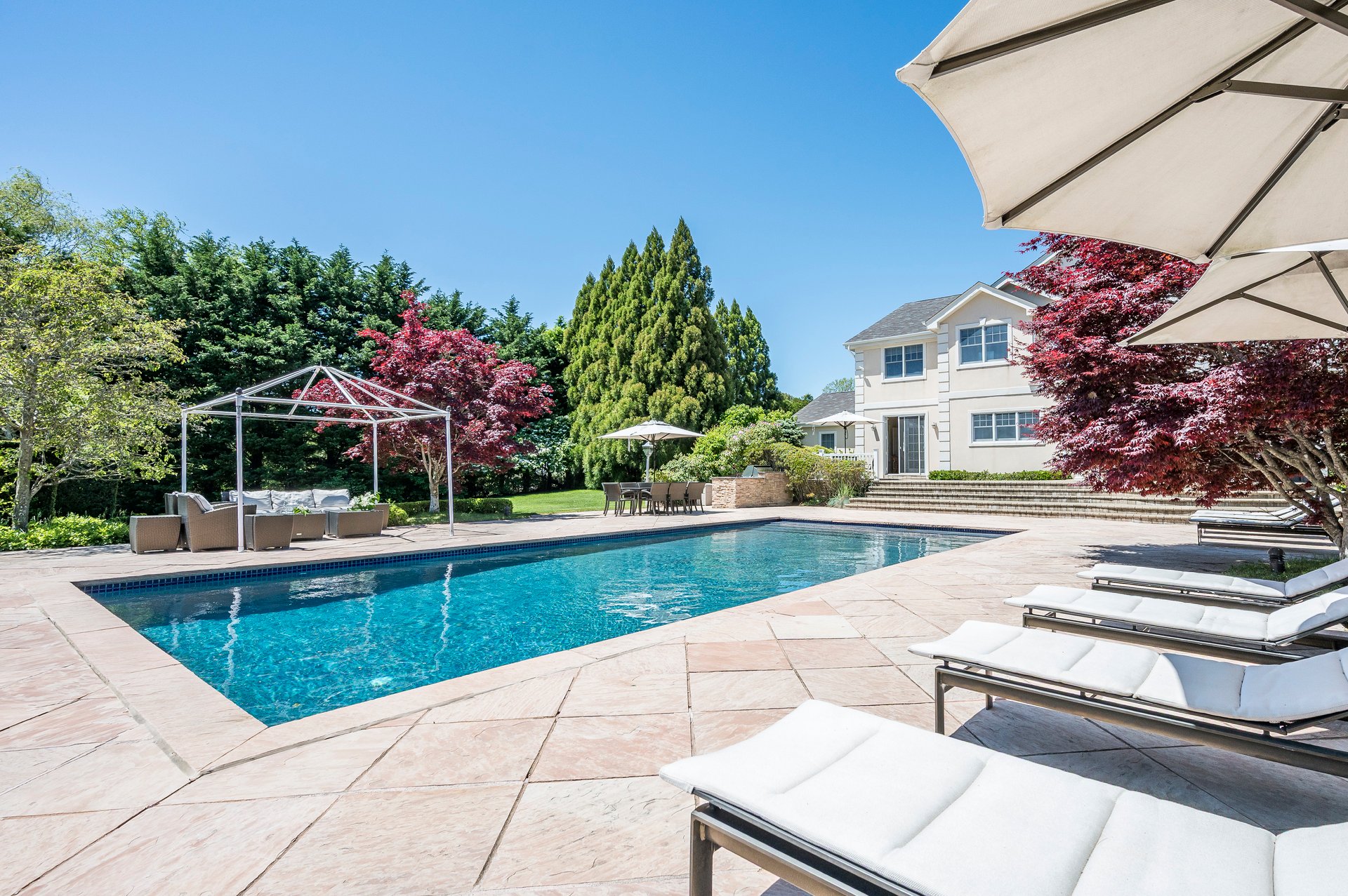 12 Parrish Pond Ln