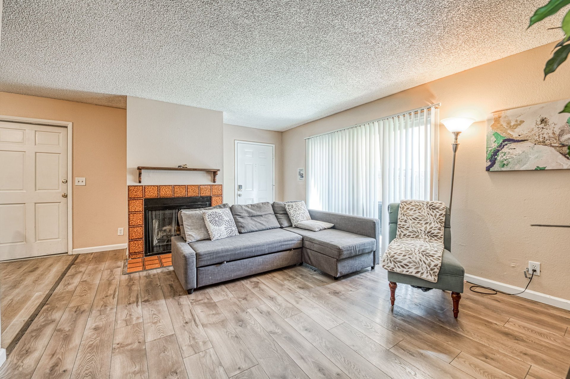2247 W Dakota Avenue #116, Fresno