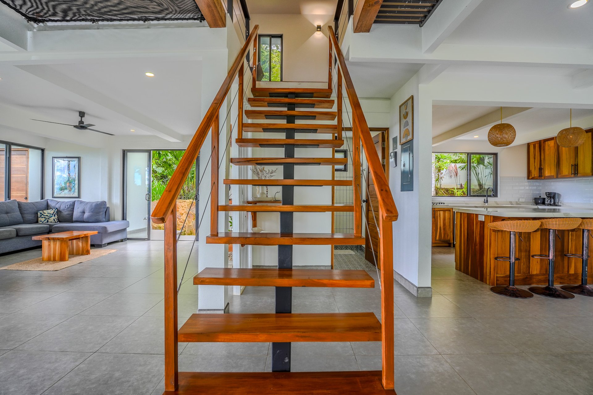 Casa La Roca, Whale's Tail 3 Bedroom Home In Uvita!