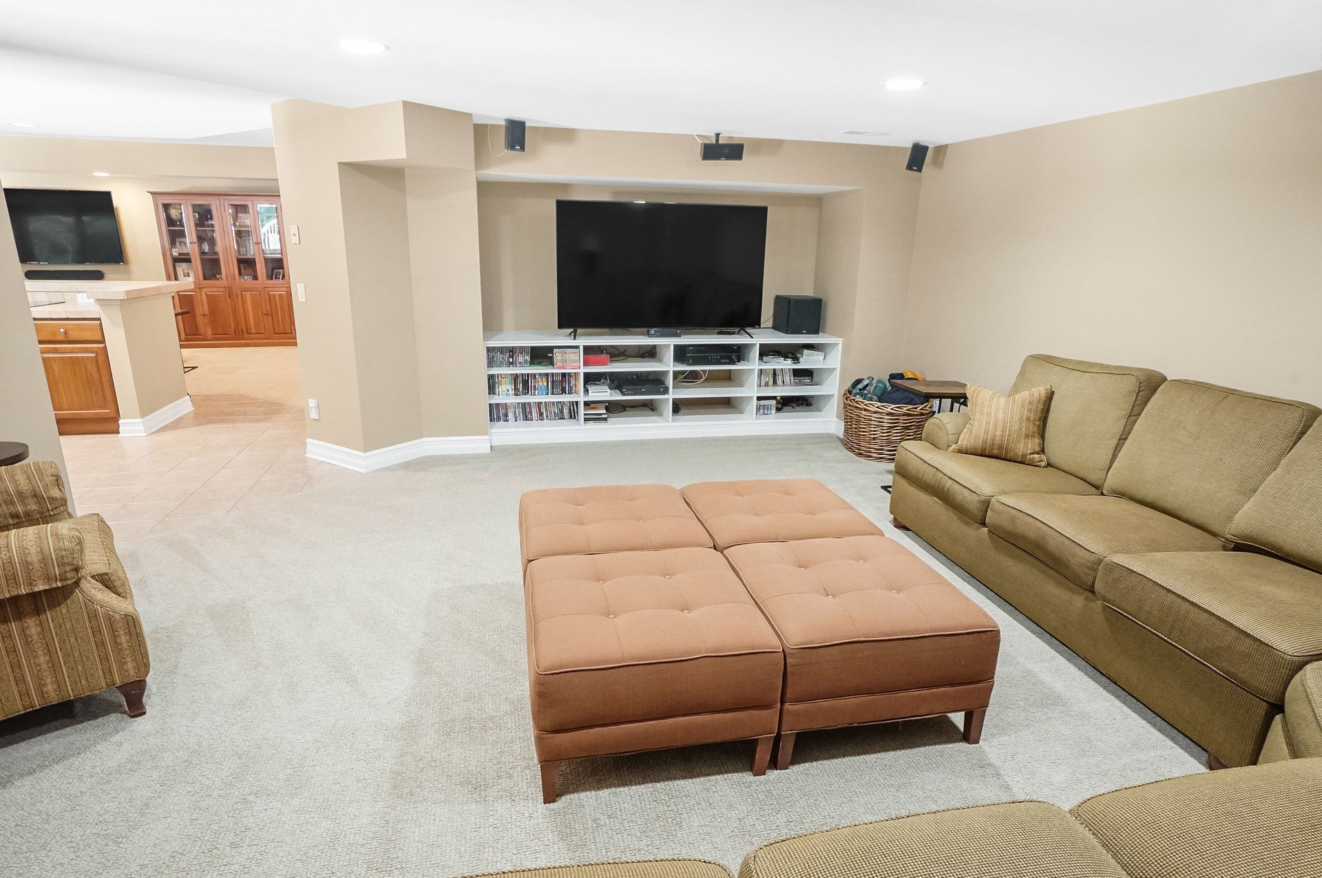 12172 Woodline