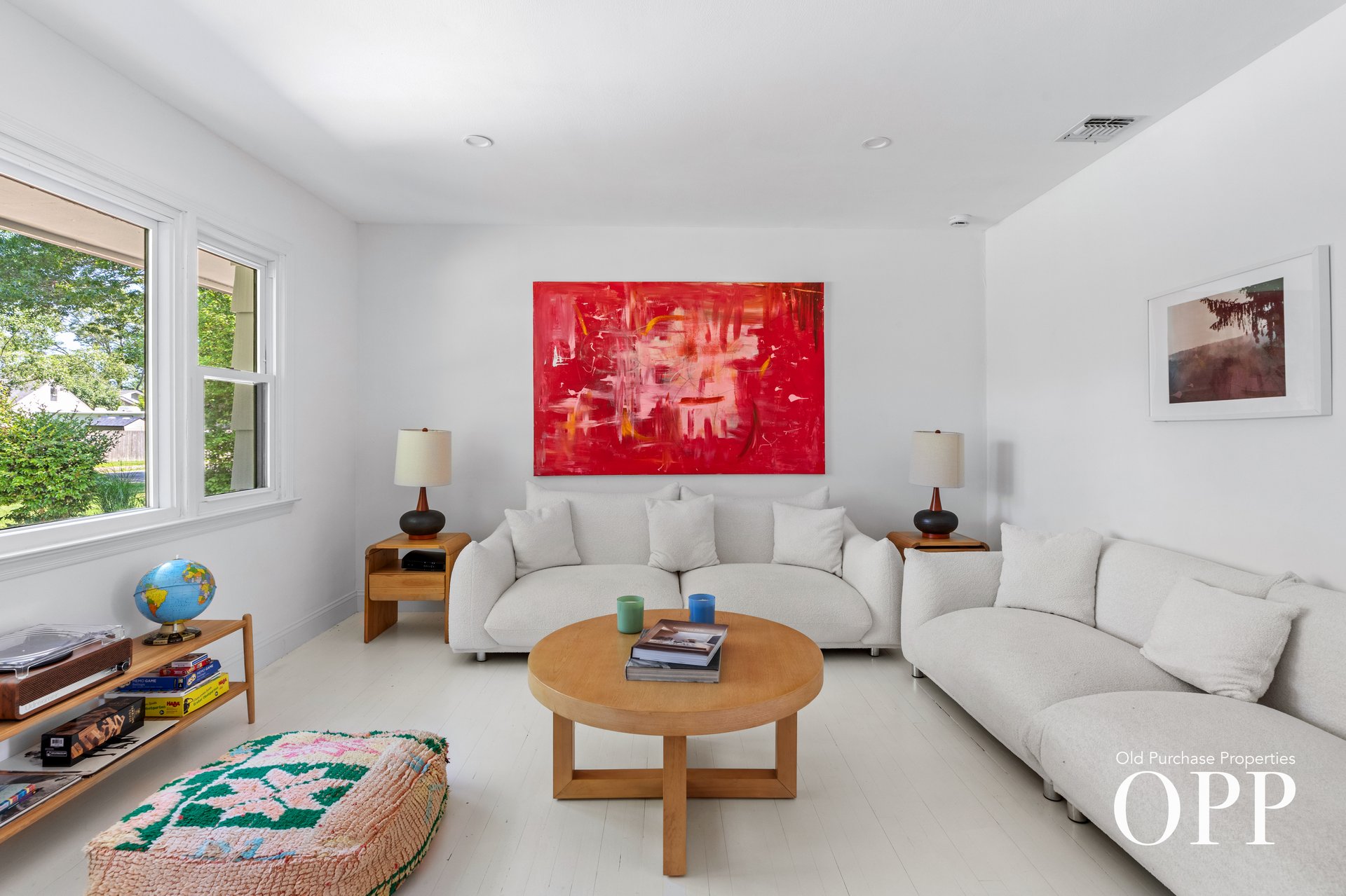 A BELLPORT VILLAGE RETREAT