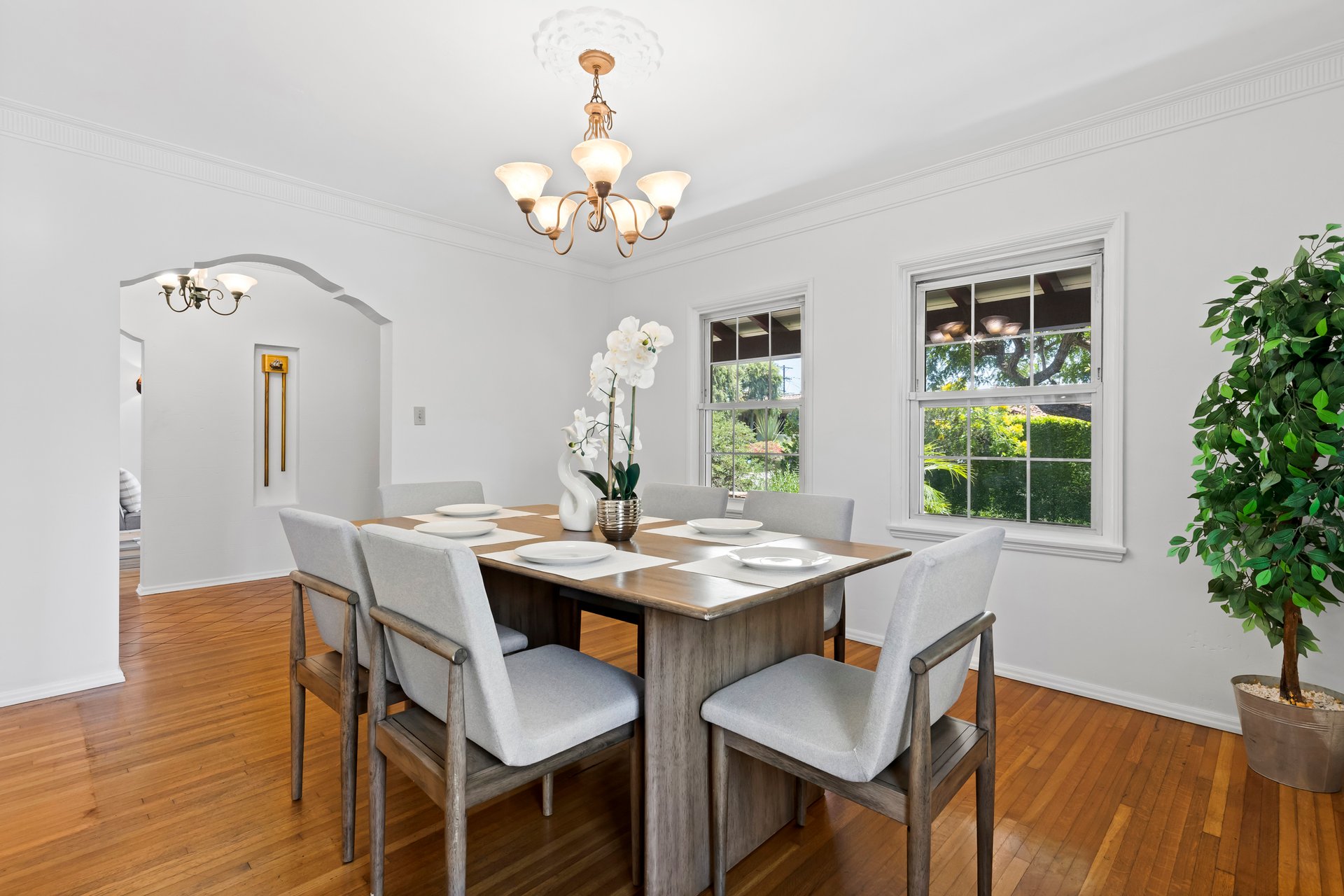1335 S Sierra Bonita Ave, Wilshire Vista