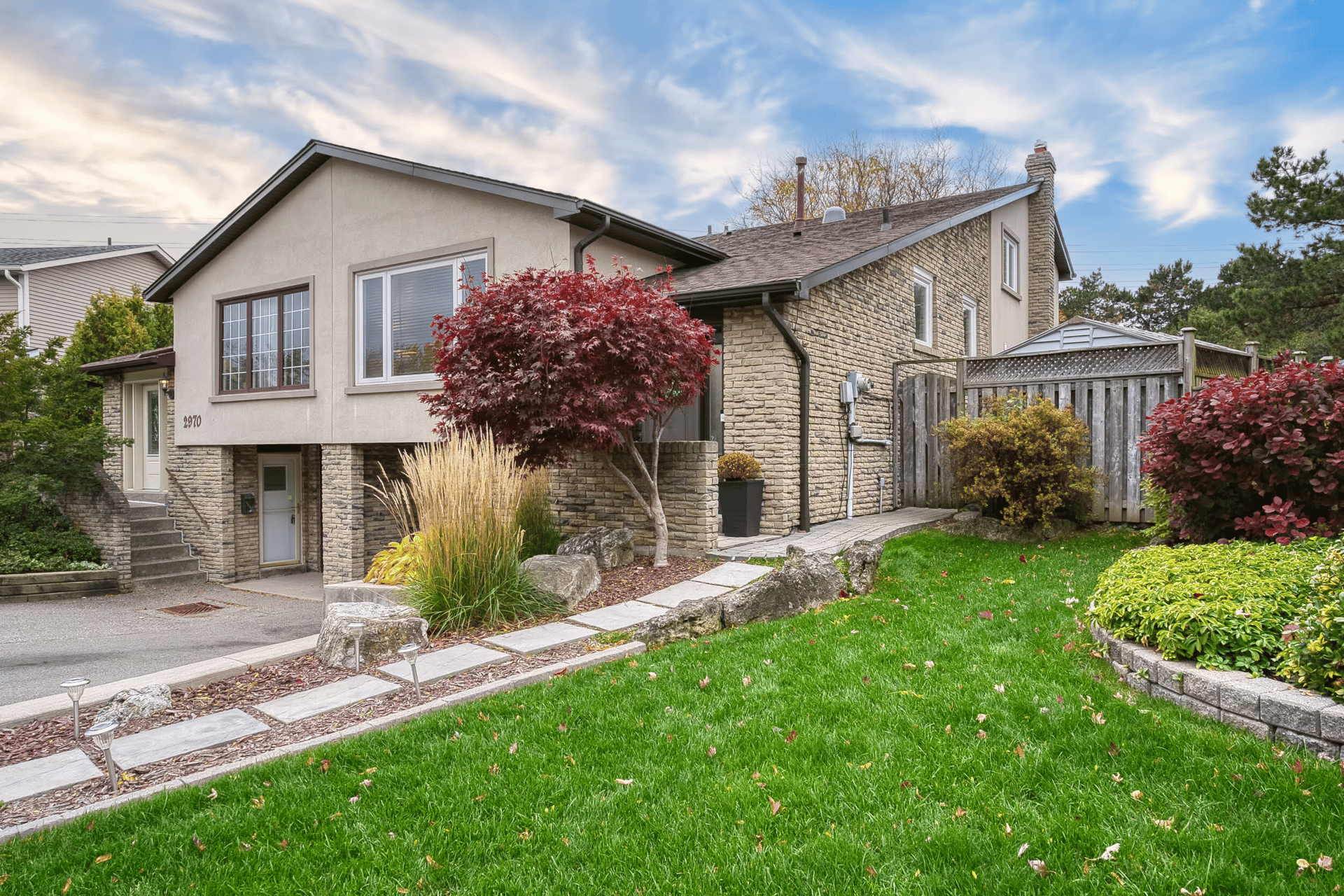 2972 Oslo Cres