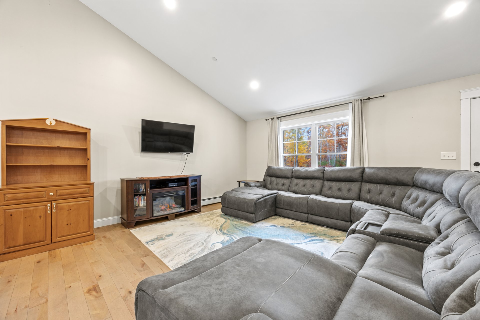 1 Leona Drive