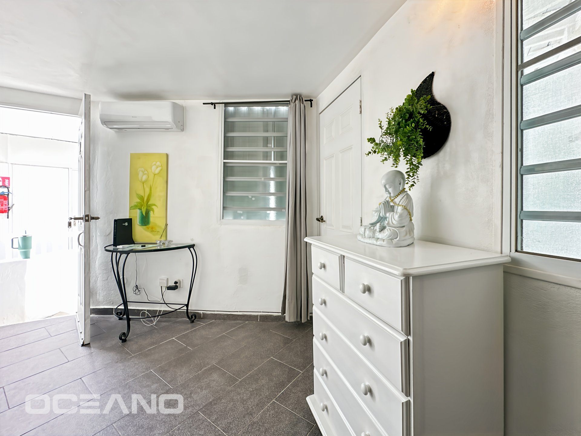 EXCLUSIVE :Set of 4 apartments – one two-bedroom apartment, two one-bedroom apartments, and one studio – IDOLEM Residence, Charm & Potential – IDOLEM Residence, Charm & Potential