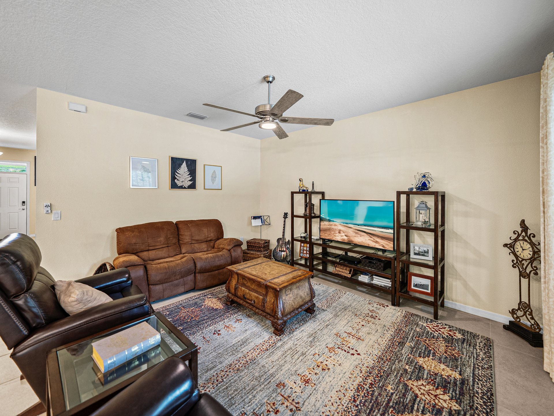 12615 EASTPOINTE DR