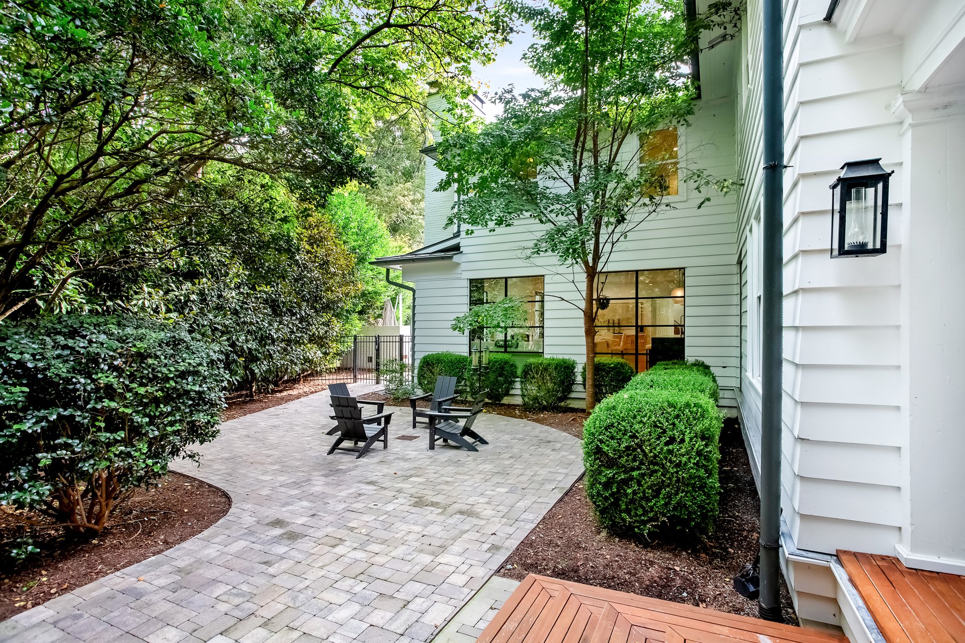 330 Tenney Cir