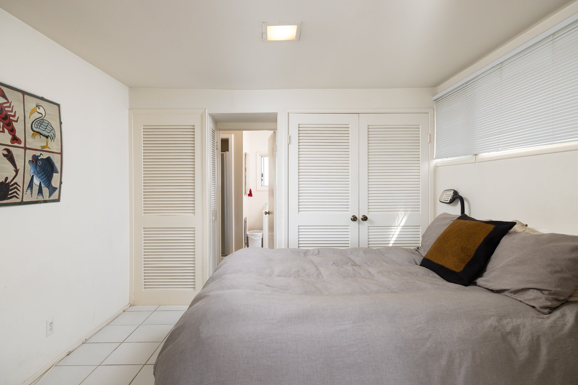 1309 E Balboa Boulevard