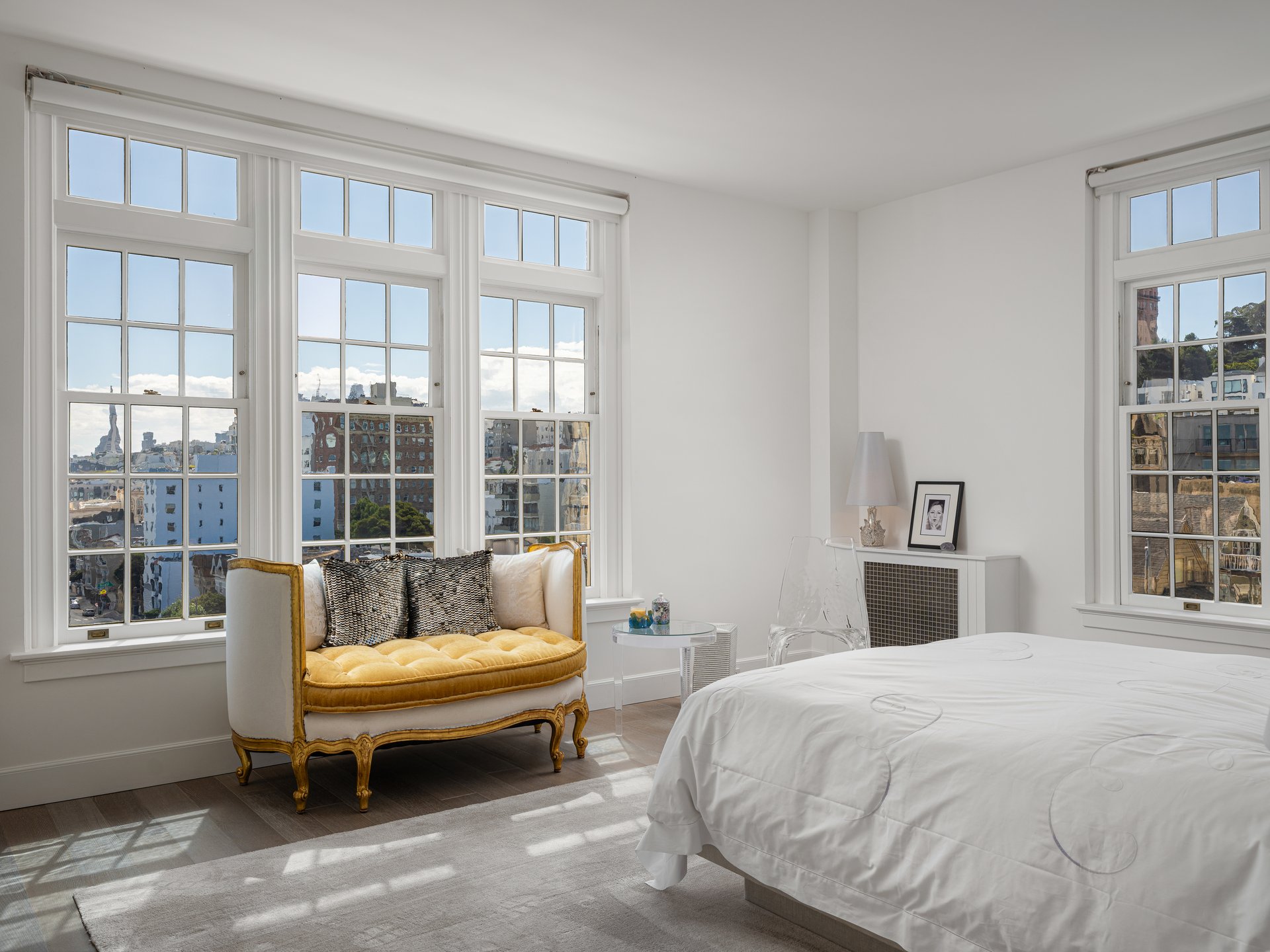 Magnificent Apartment at The Heights