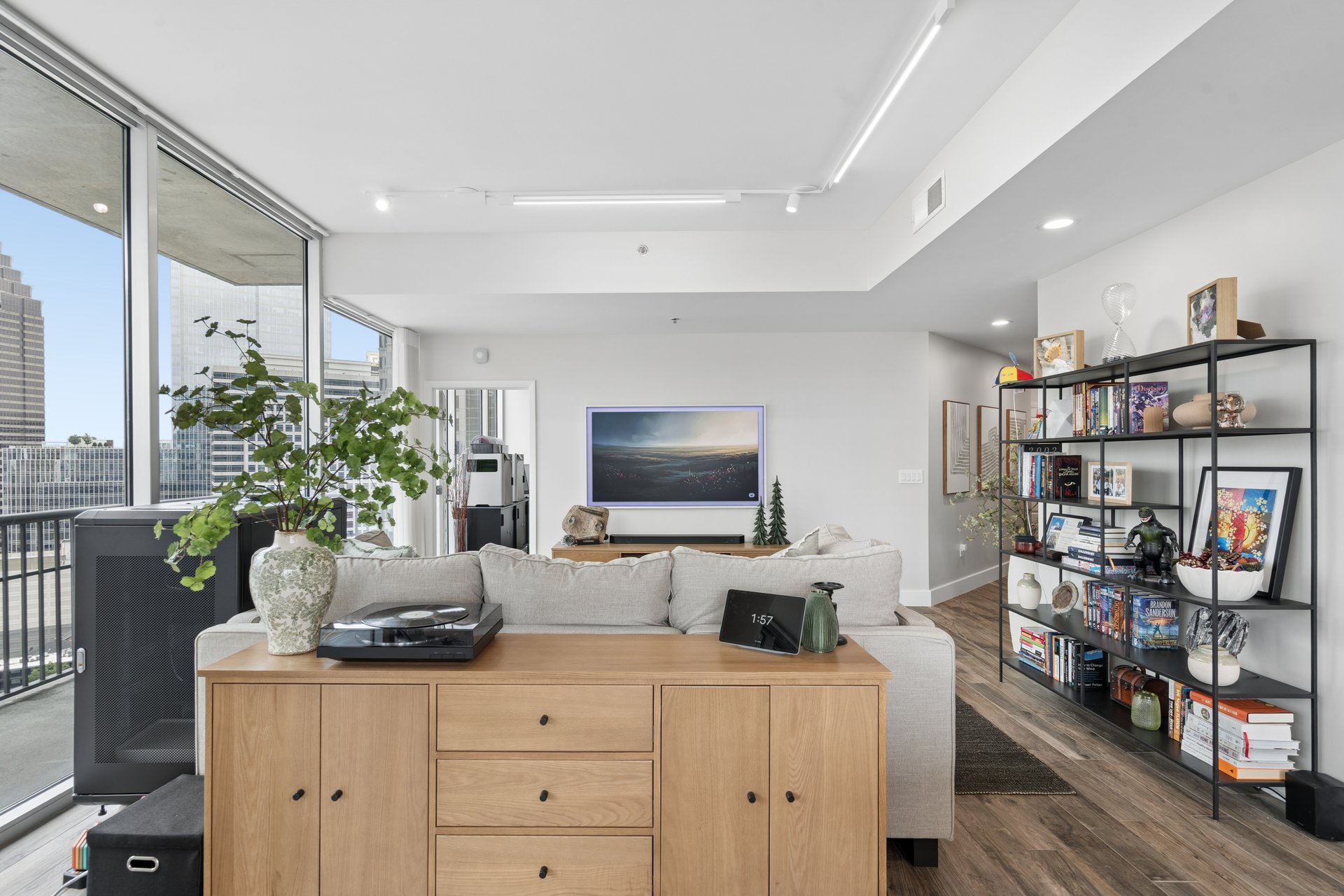 1080 Peachtree Street NE Unit 1711