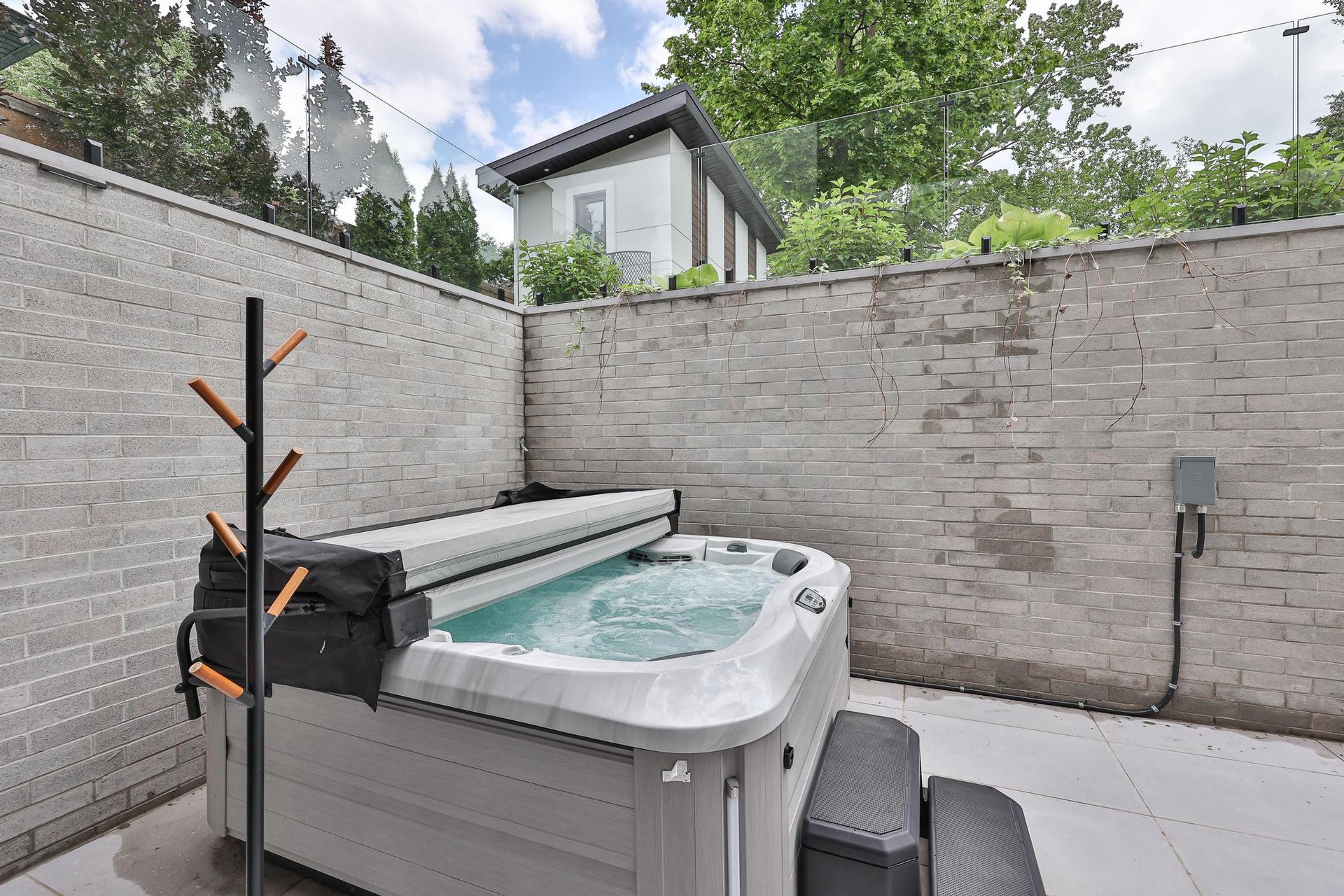 Gated Custom Estate