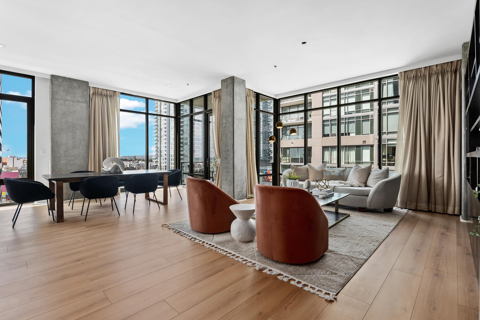 1111 S Grand Ave #1201, DTLA