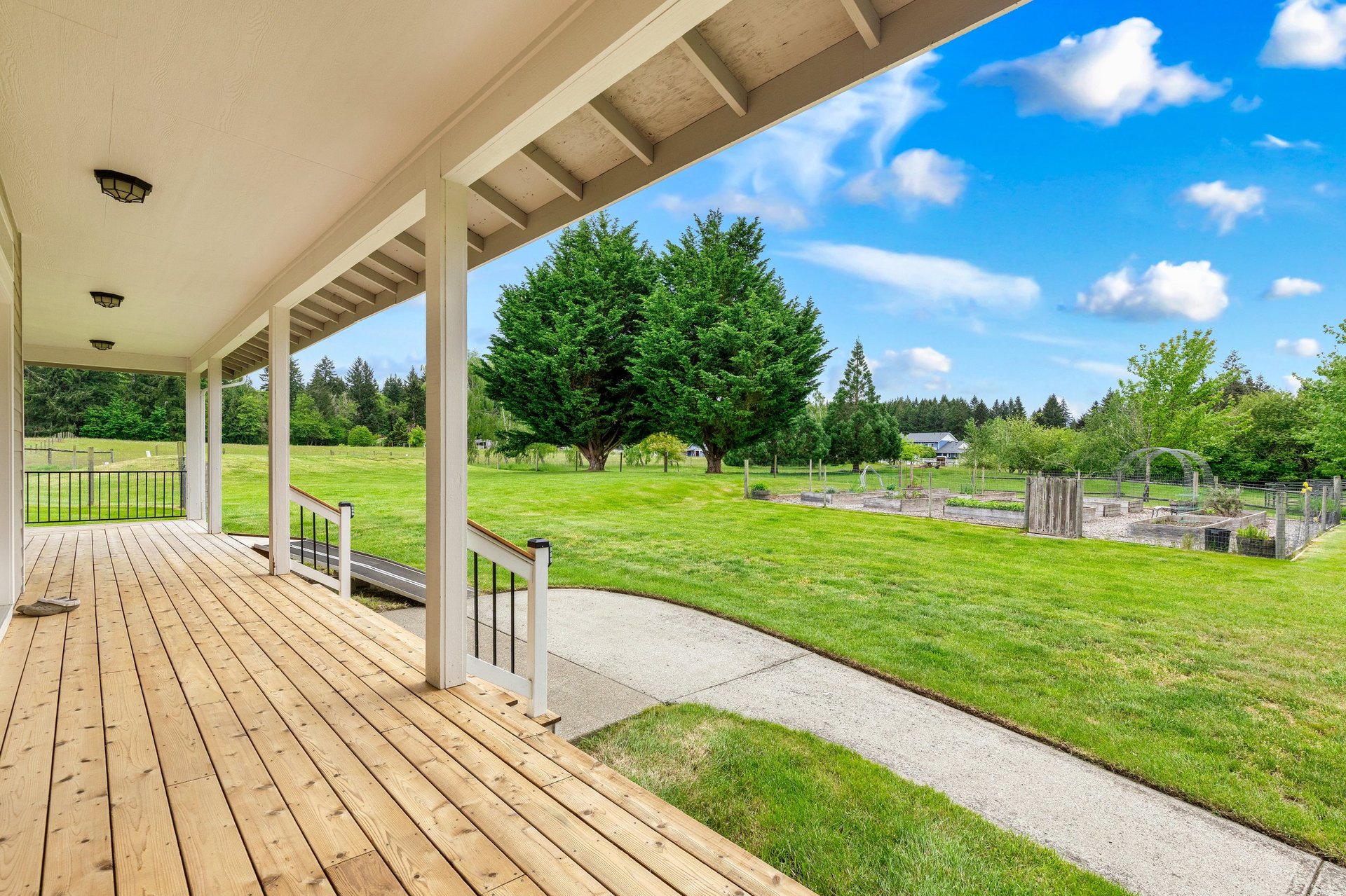 14419 Martinson Rd SE, Yelm, WA 98597