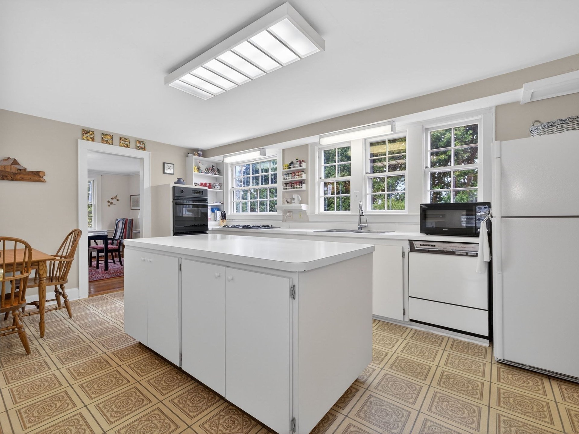 4 Fiske Road