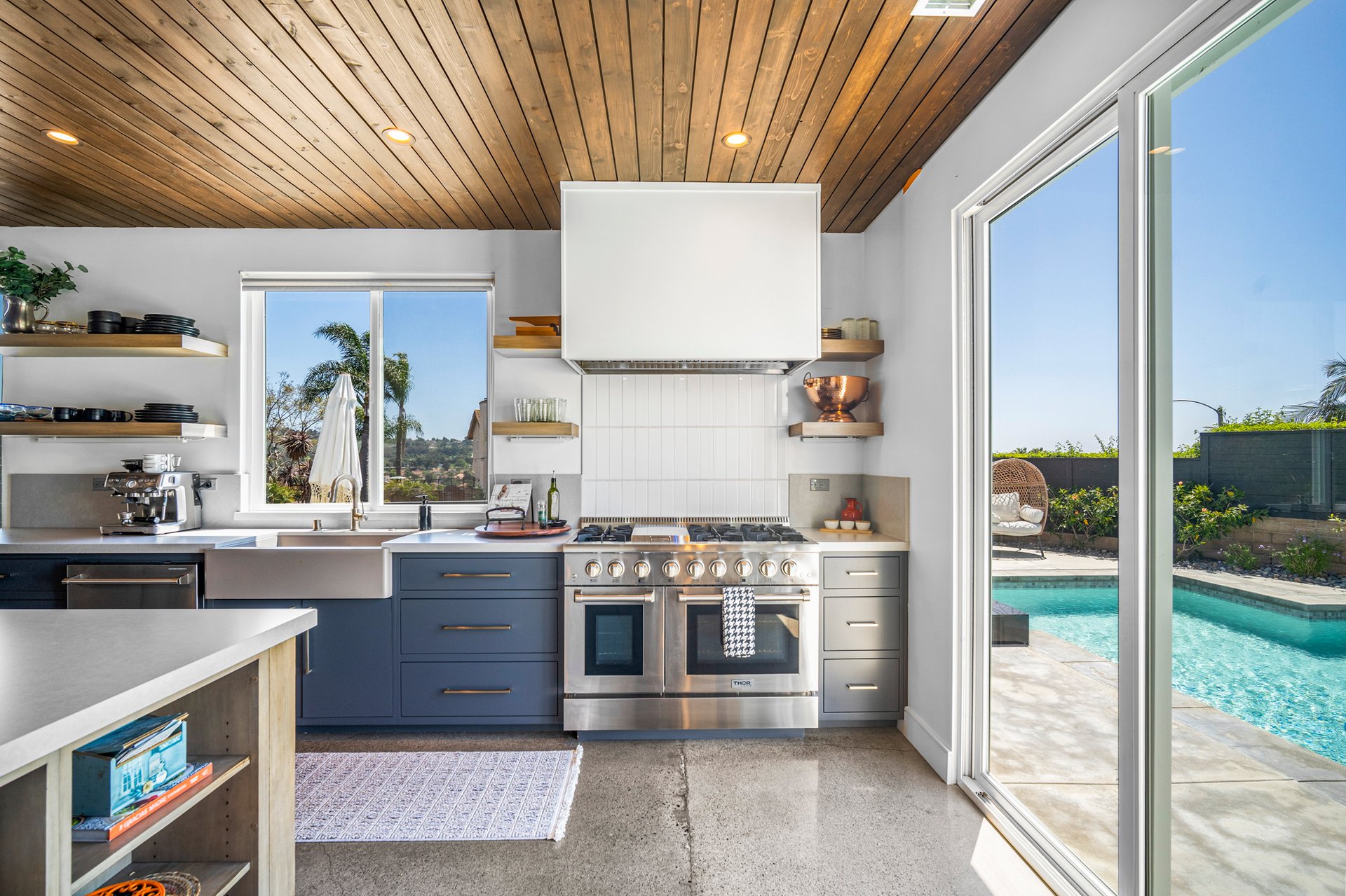 2930 Estancia