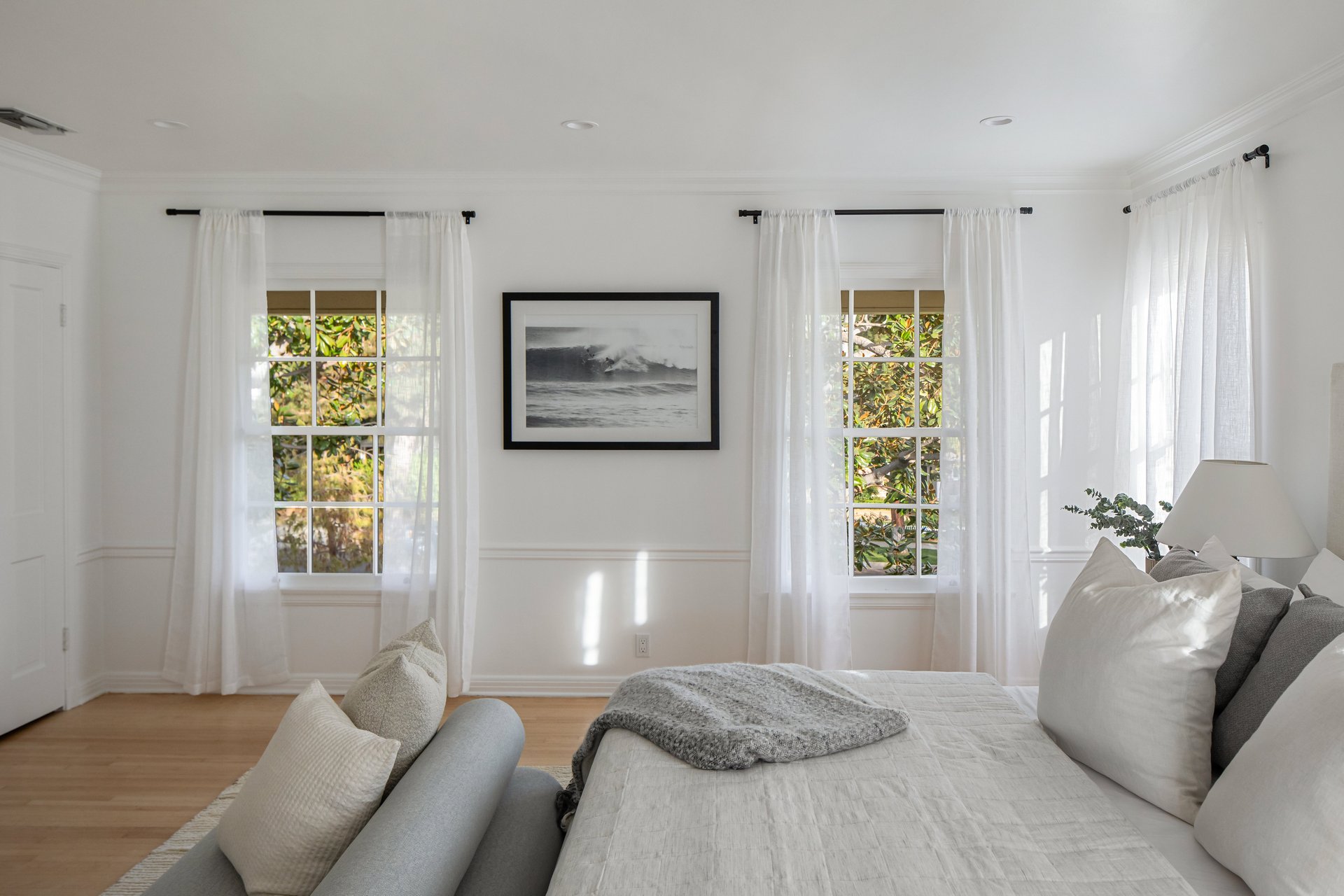 625 N Sierra Dr, Beverly Hills