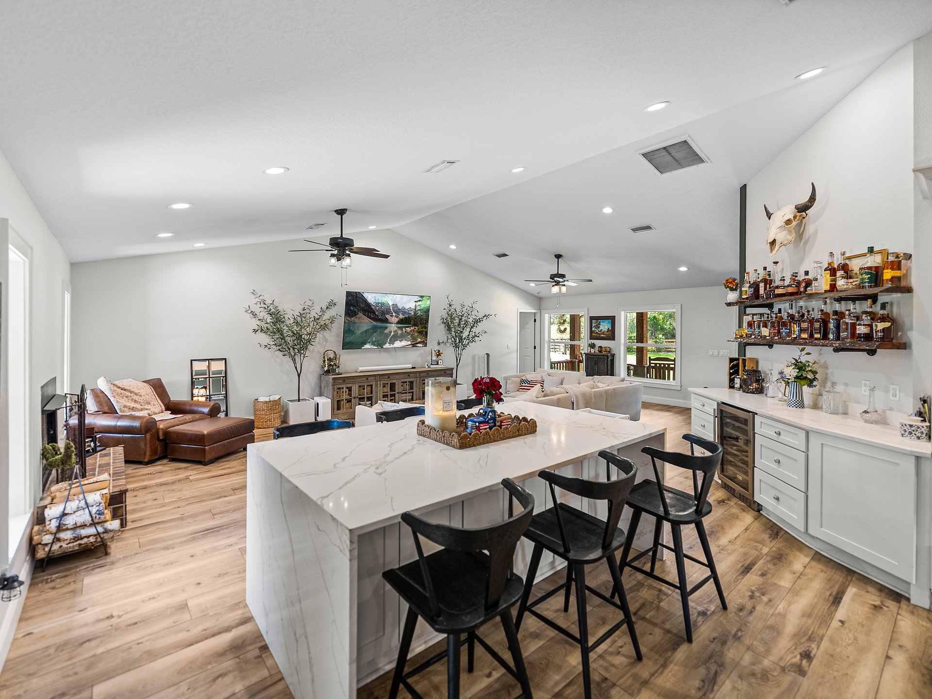 3412 ACE LN
