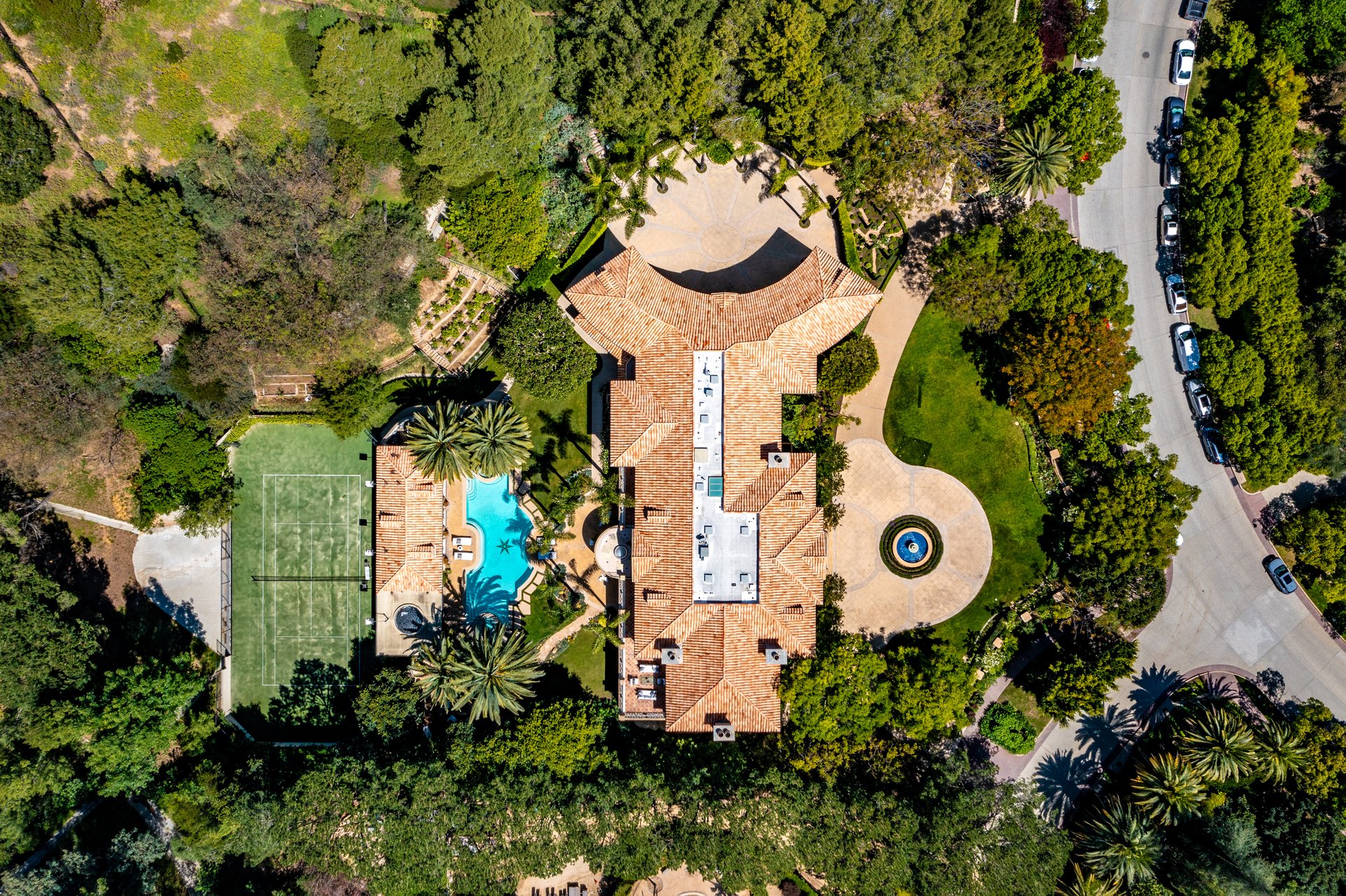 70 Beverly Park