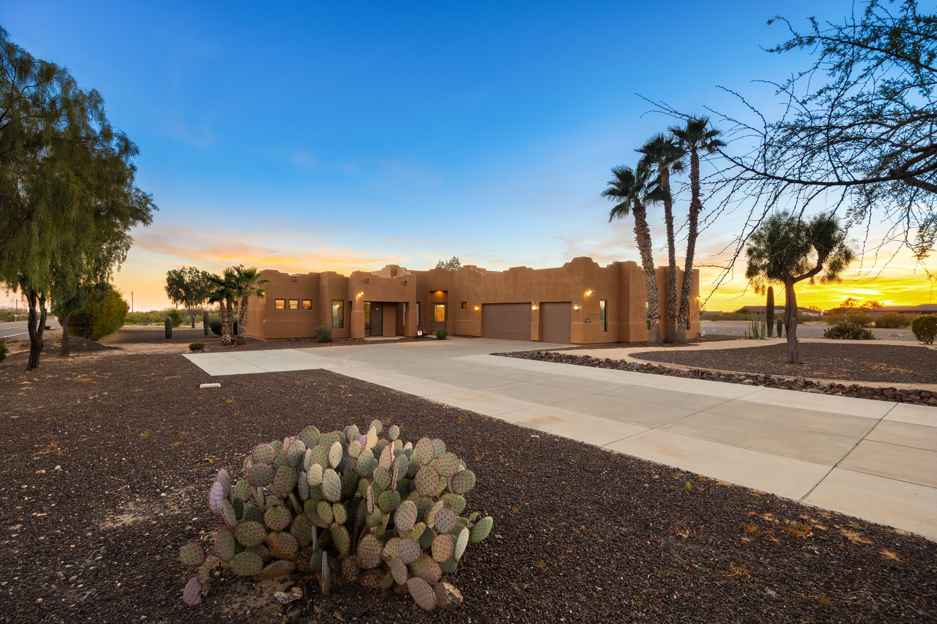17117 W Dale Lane