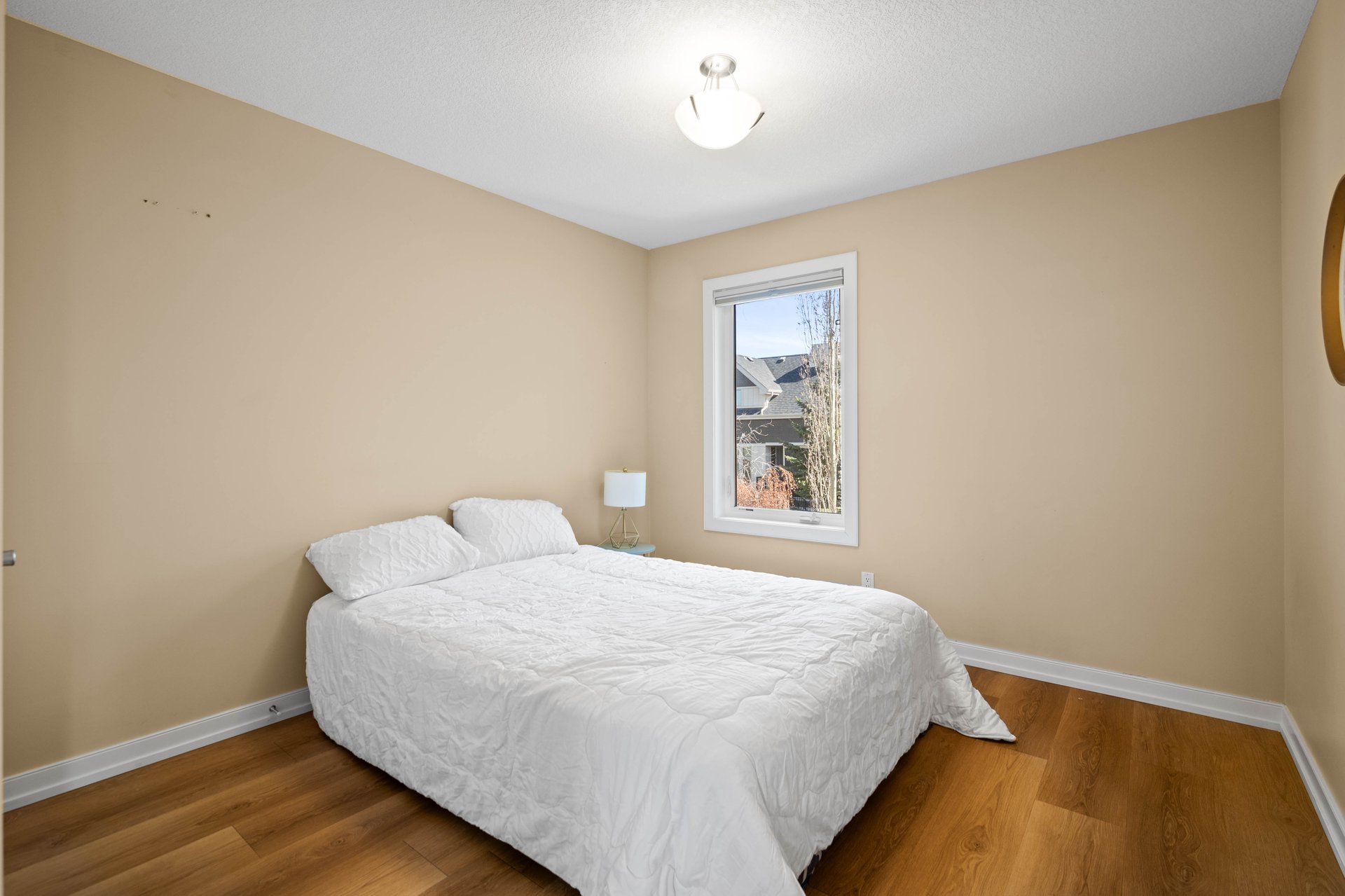 123 Wentworth Court SW