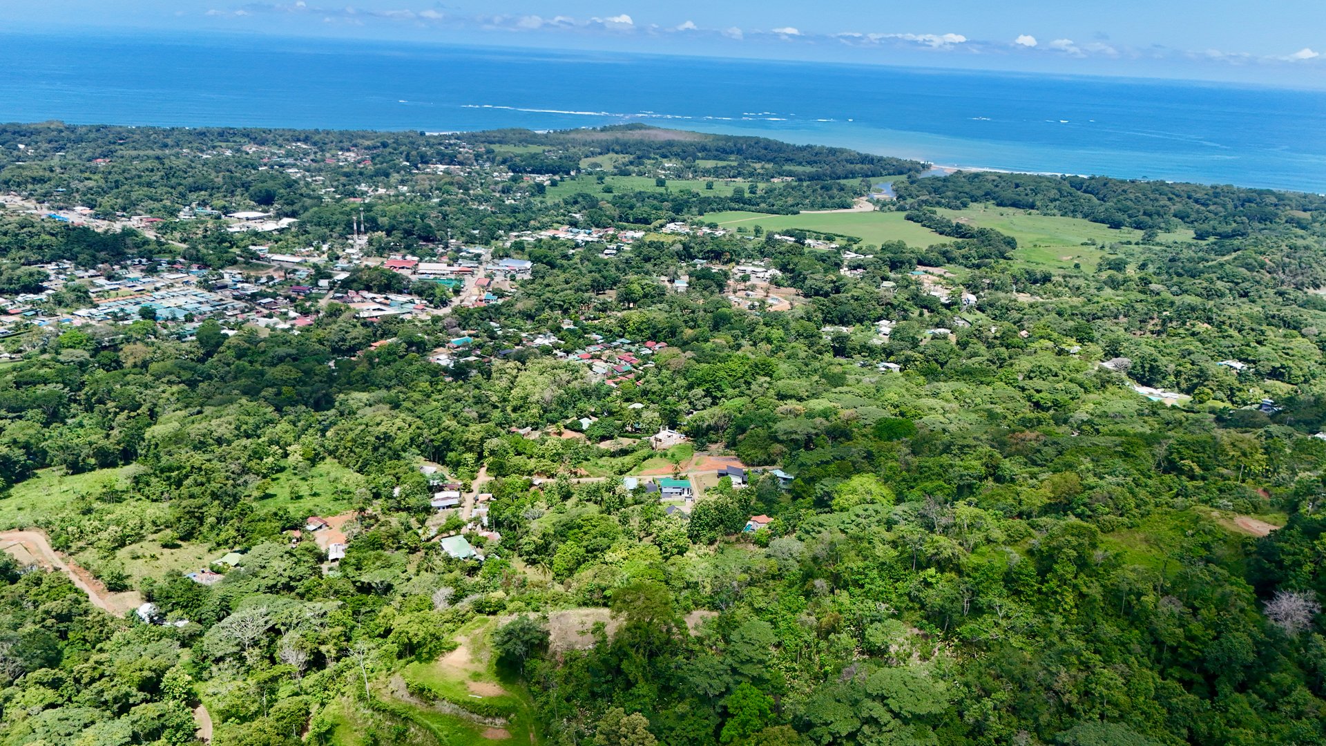 Las Terrazas Dream Estate | Spectacular Ocean & Mountain Views with a Waterfall 