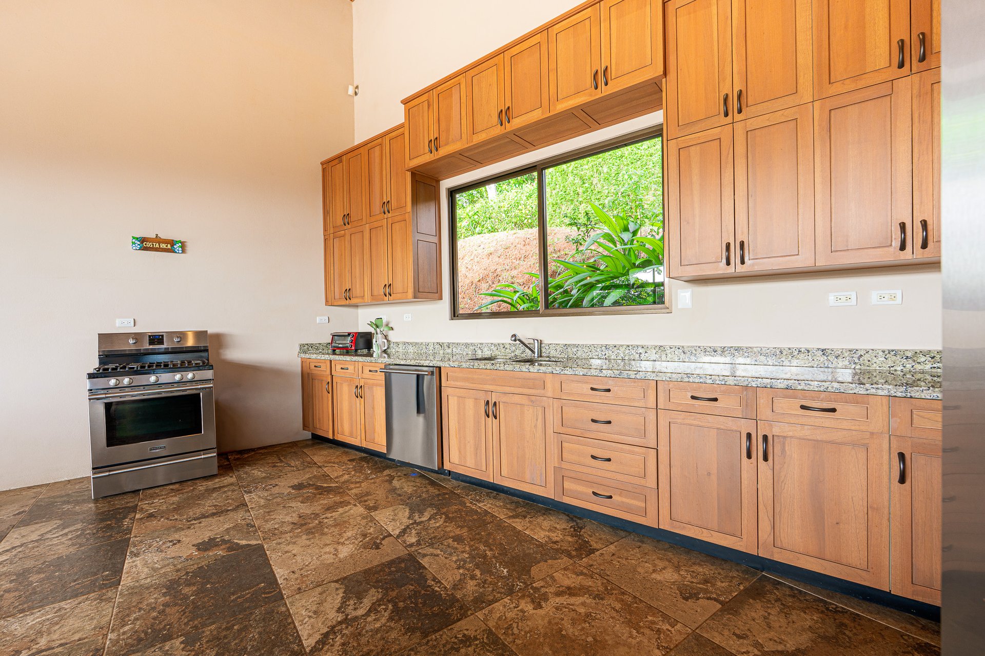 Sunset Ocean View Home on 2.6 Acres Platanillo