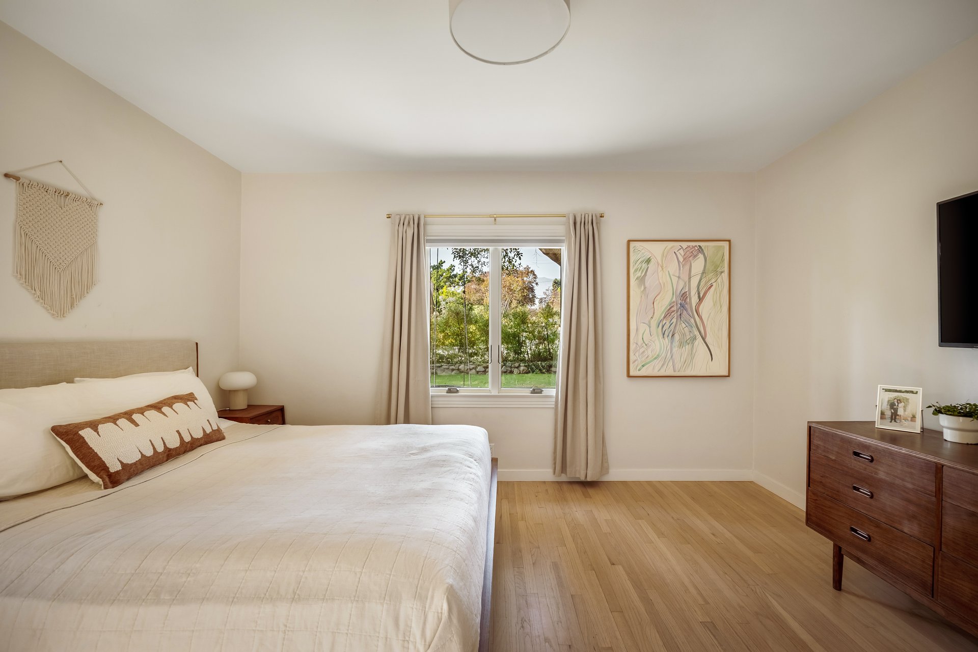 650 W 11th Street