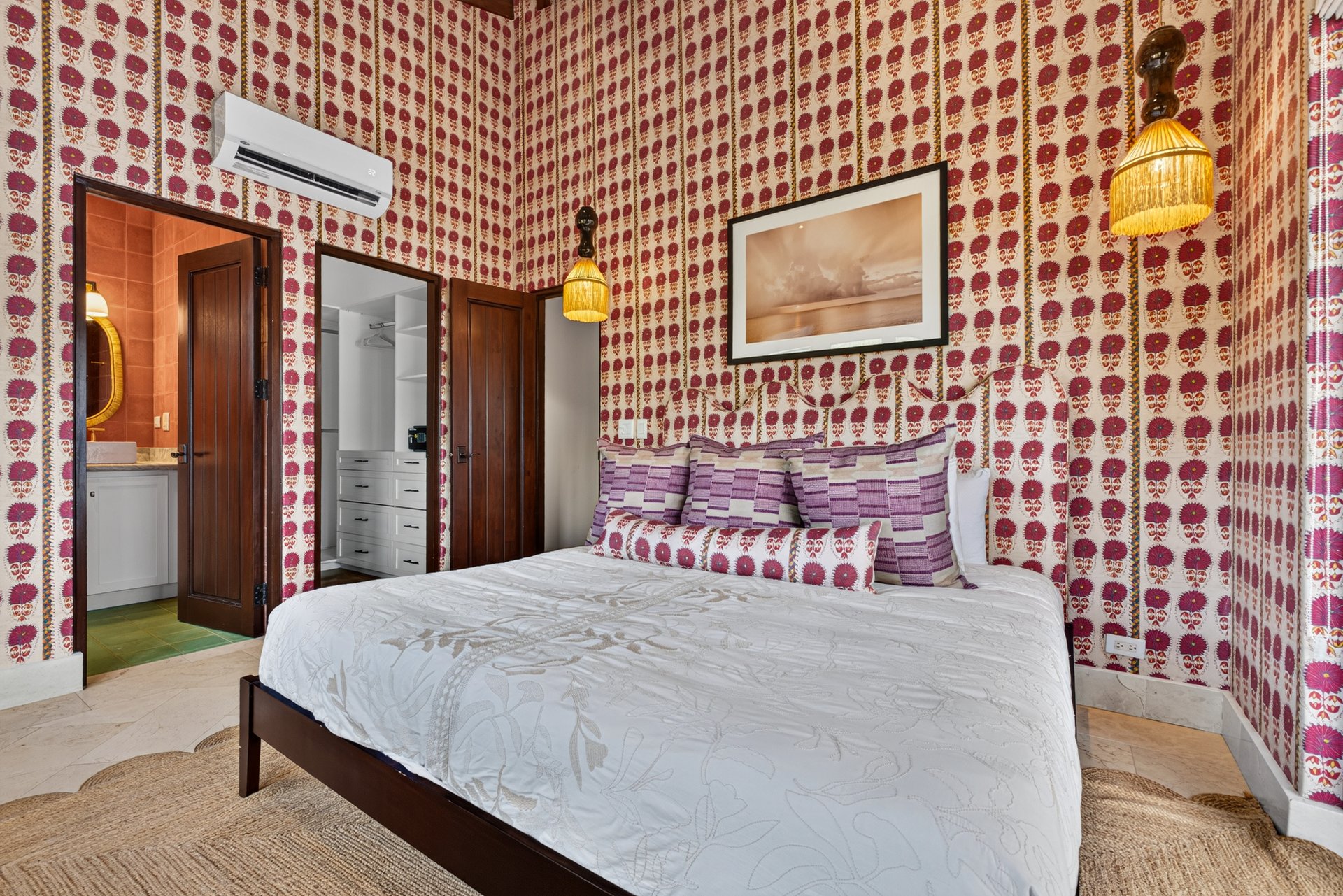 16 Calle La Ronda | Renovated Three-Bedroom Home Steps from Playa Danta
