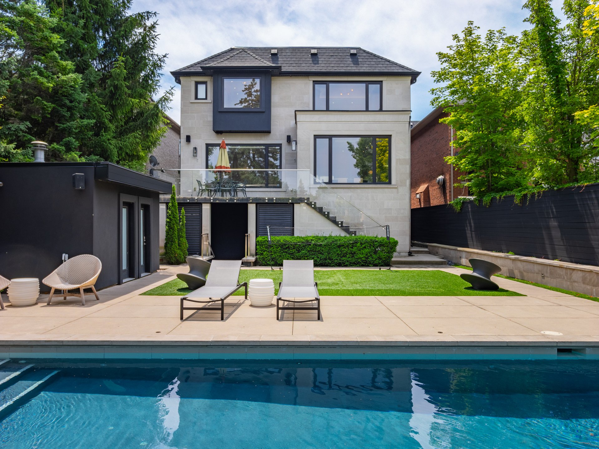 Ultimate Luxury In Bedford Park