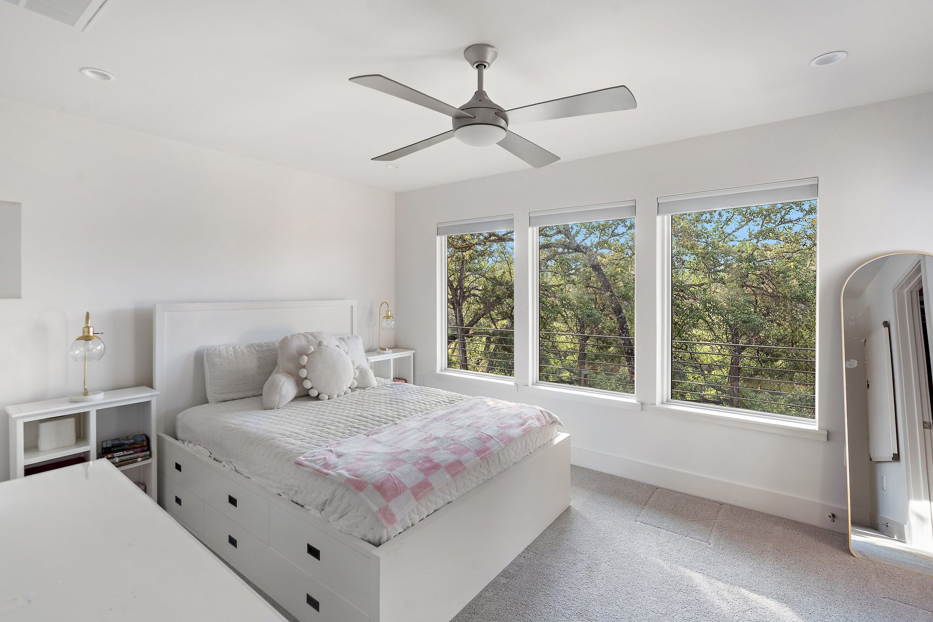 Modern Luxury Meets Natural Serenity
