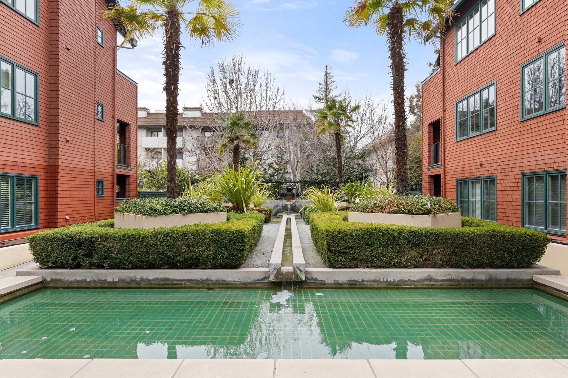 38 3rd St, Unit 204